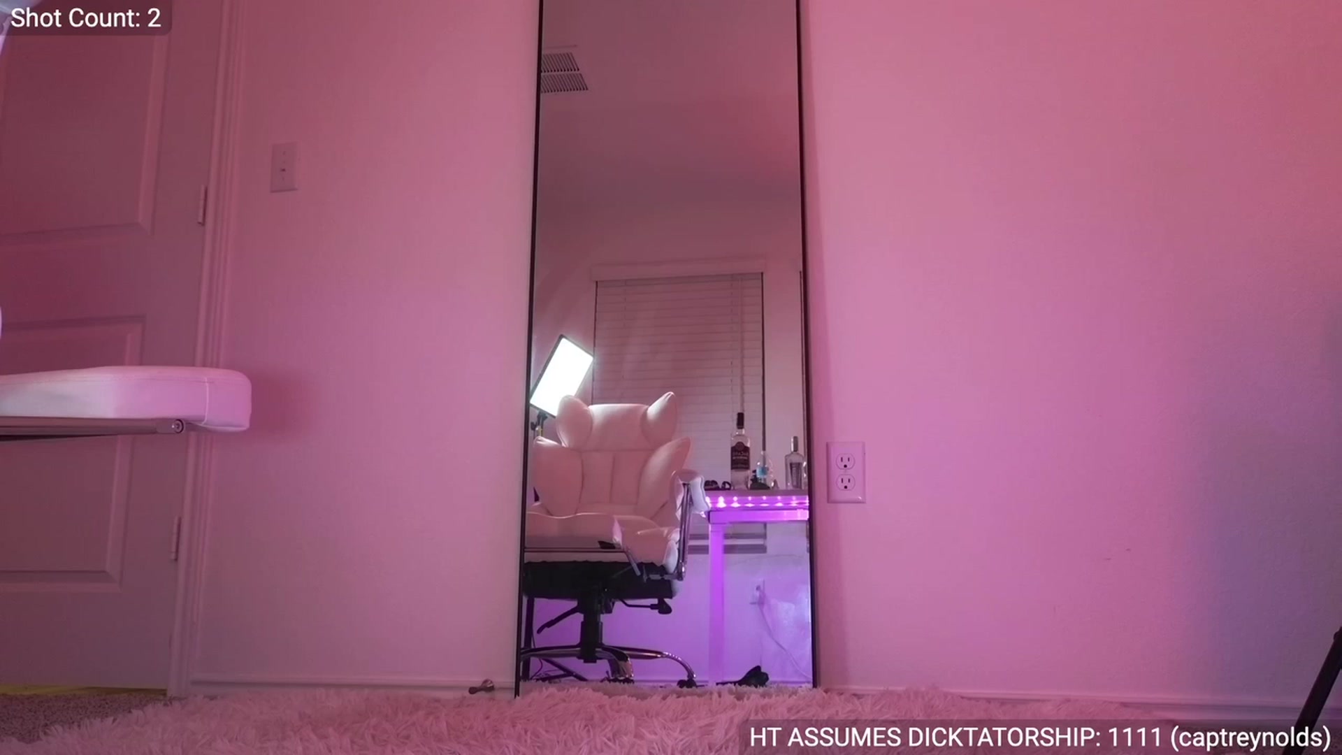 Gallery image thumbnail from NovaMiller's myfreecams stream on, 03/25/2023, 07:13 image 18 of 20