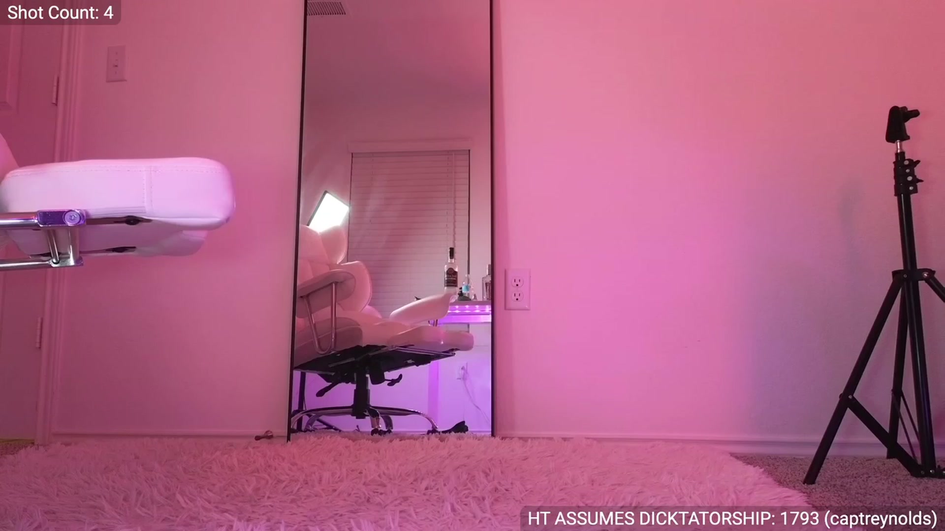 Gallery image thumbnail from NovaMiller's myfreecams stream on, 03/25/2023, 11:56 image 6 of 20