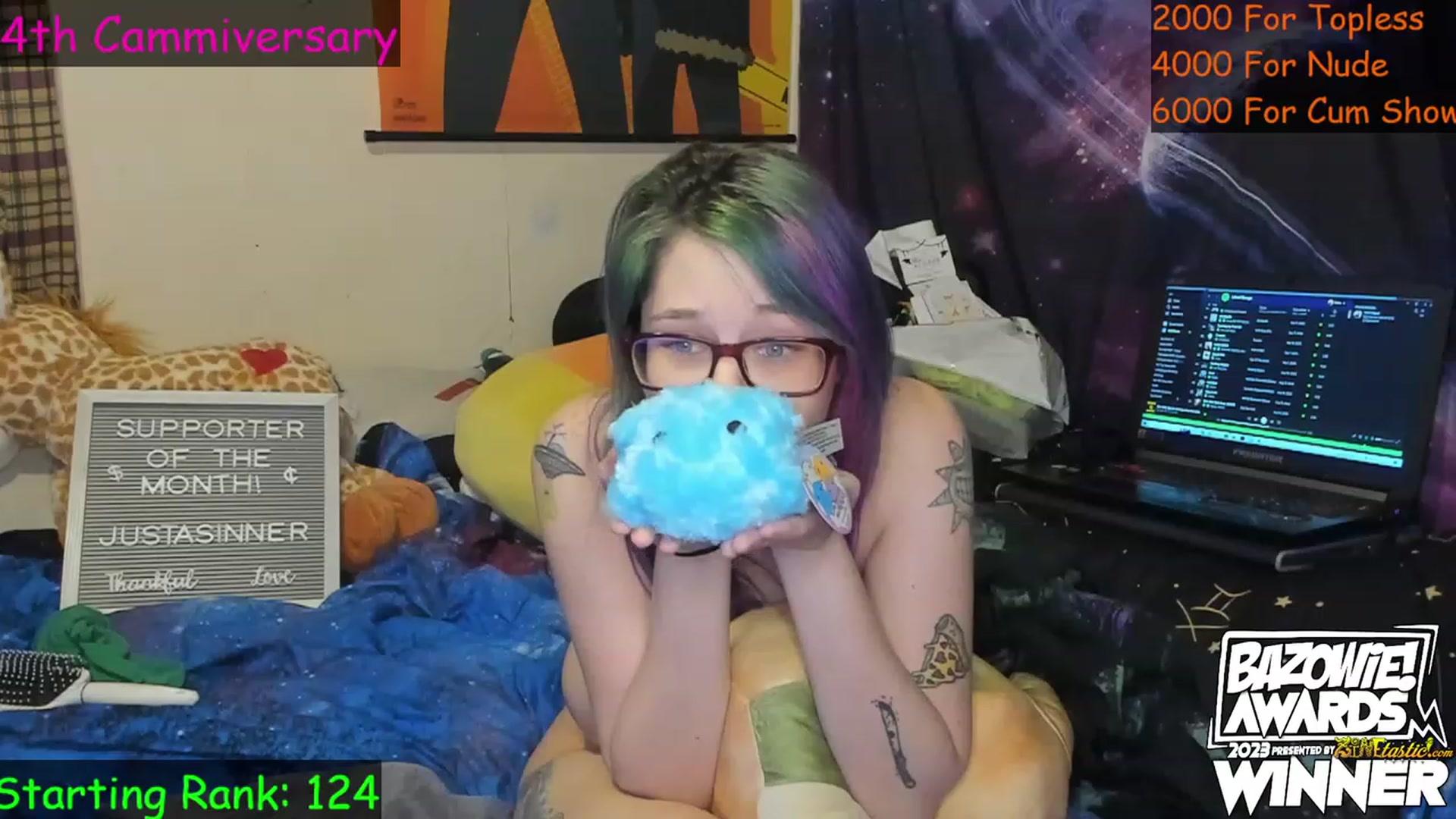 Gallery image thumbnail from NovaSquid's myfreecams stream on, 04/07/2023, 04:35 image 4 of 20