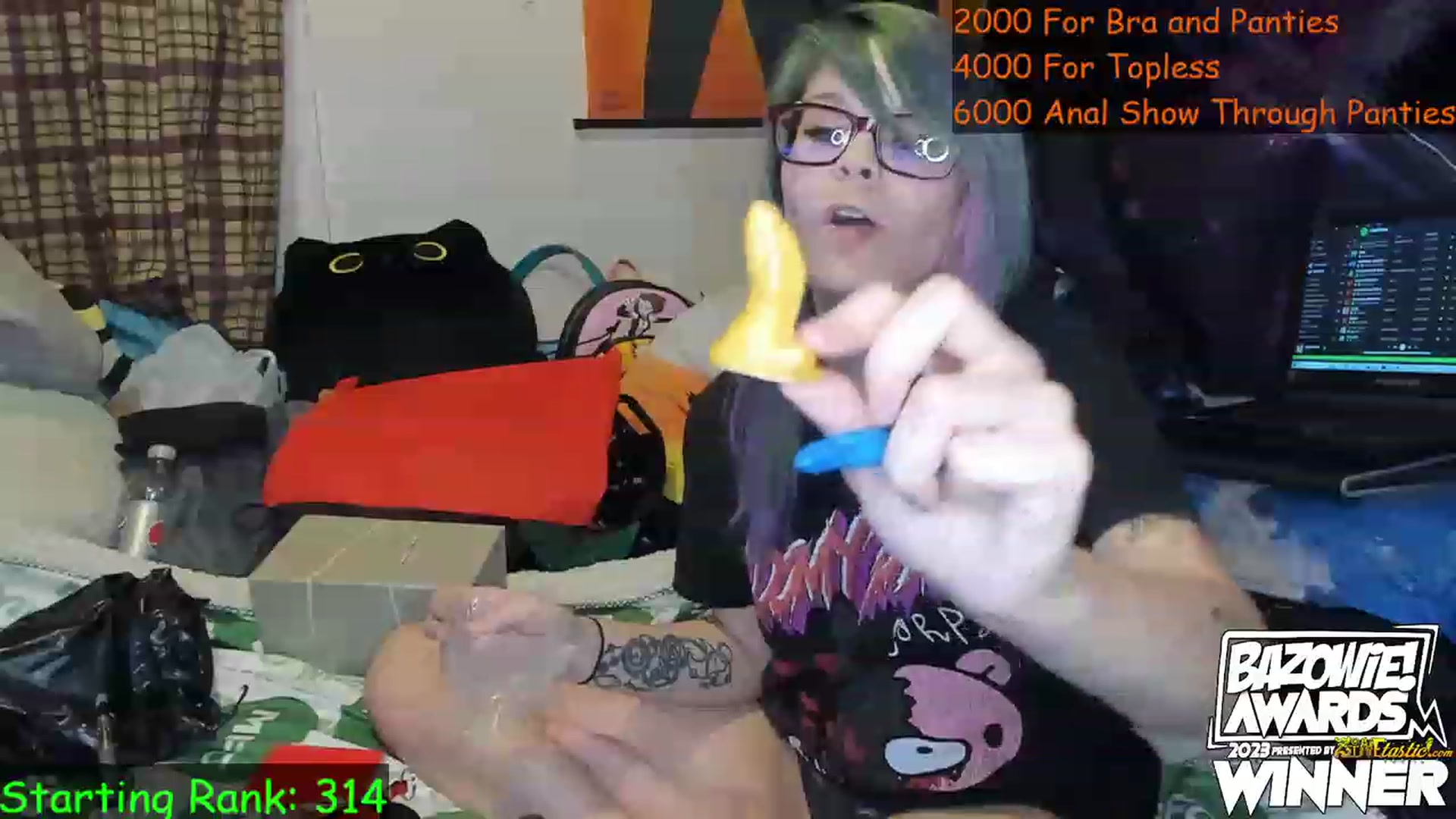 Gallery image thumbnail from NovaSquid's myfreecams stream on, 04/21/2023, 02:37 image 9 of 20