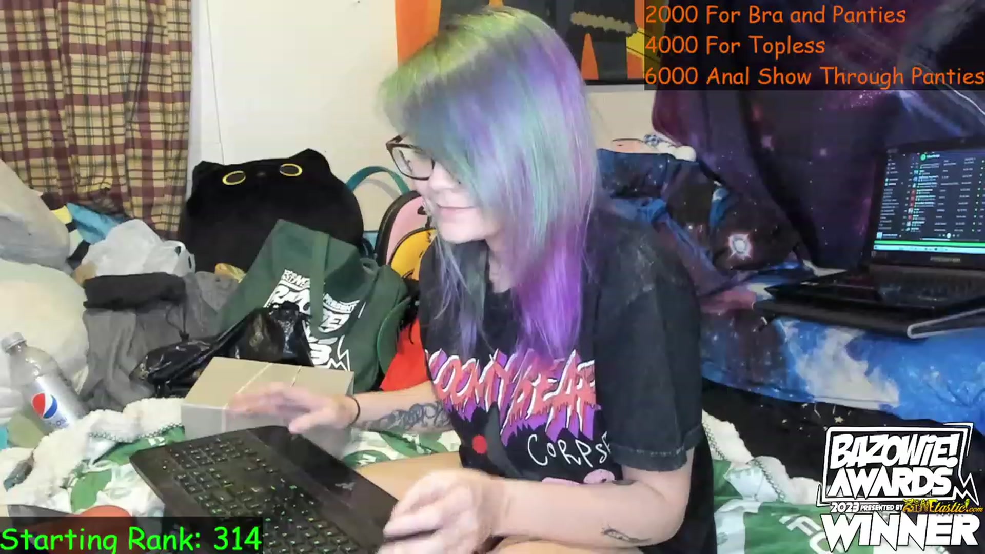 Gallery image thumbnail from NovaSquid's myfreecams stream on, 04/21/2023, 02:37 image 17 of 20