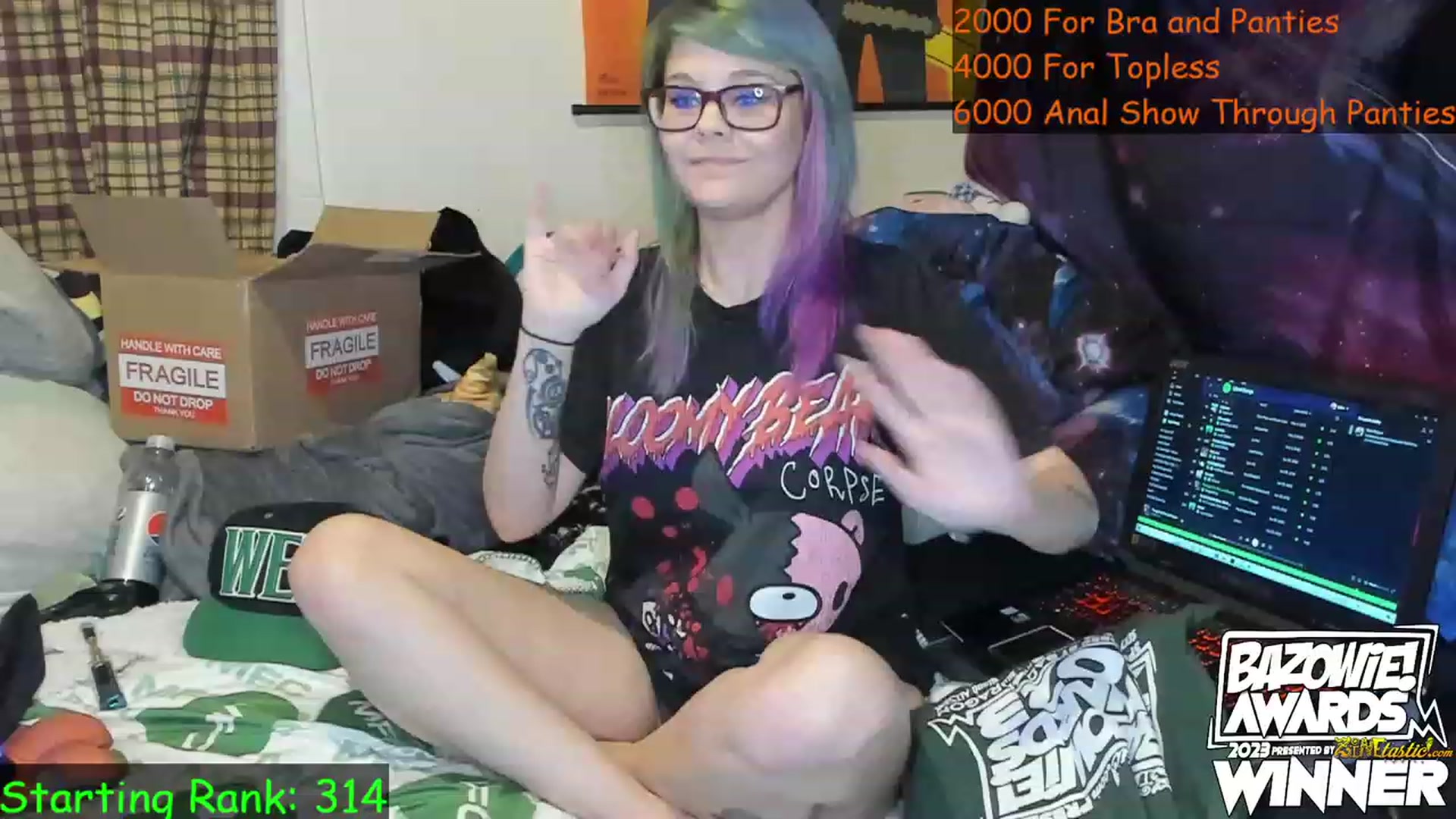 Gallery image thumbnail from NovaSquid's myfreecams stream on, 04/21/2023, 02:37 image 2 of 20