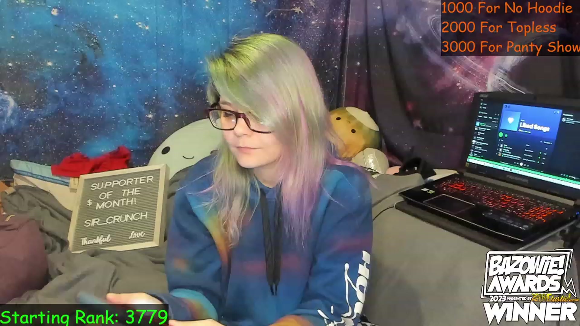 Gallery image thumbnail from NovaSquid's myfreecams stream on, 05/19/2023, 24:13 image 13 of 20