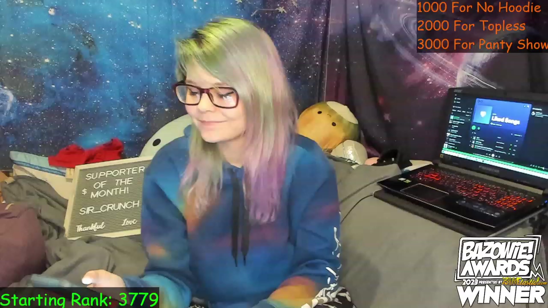 Gallery image thumbnail from NovaSquid's myfreecams stream on, 05/19/2023, 24:13 image 8 of 20