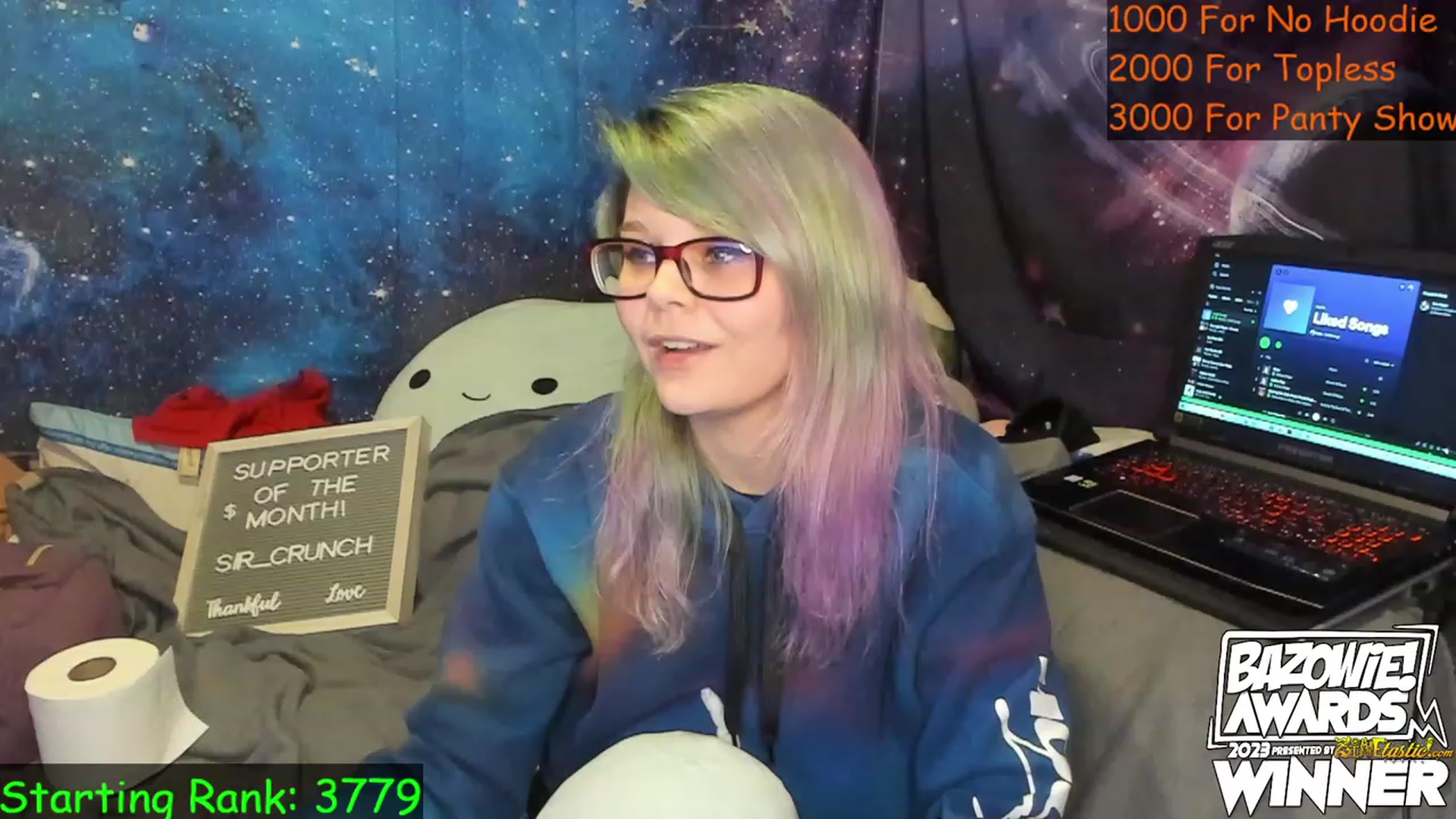 Gallery image thumbnail from NovaSquid's myfreecams stream on, 05/19/2023, 24:13 image 19 of 20