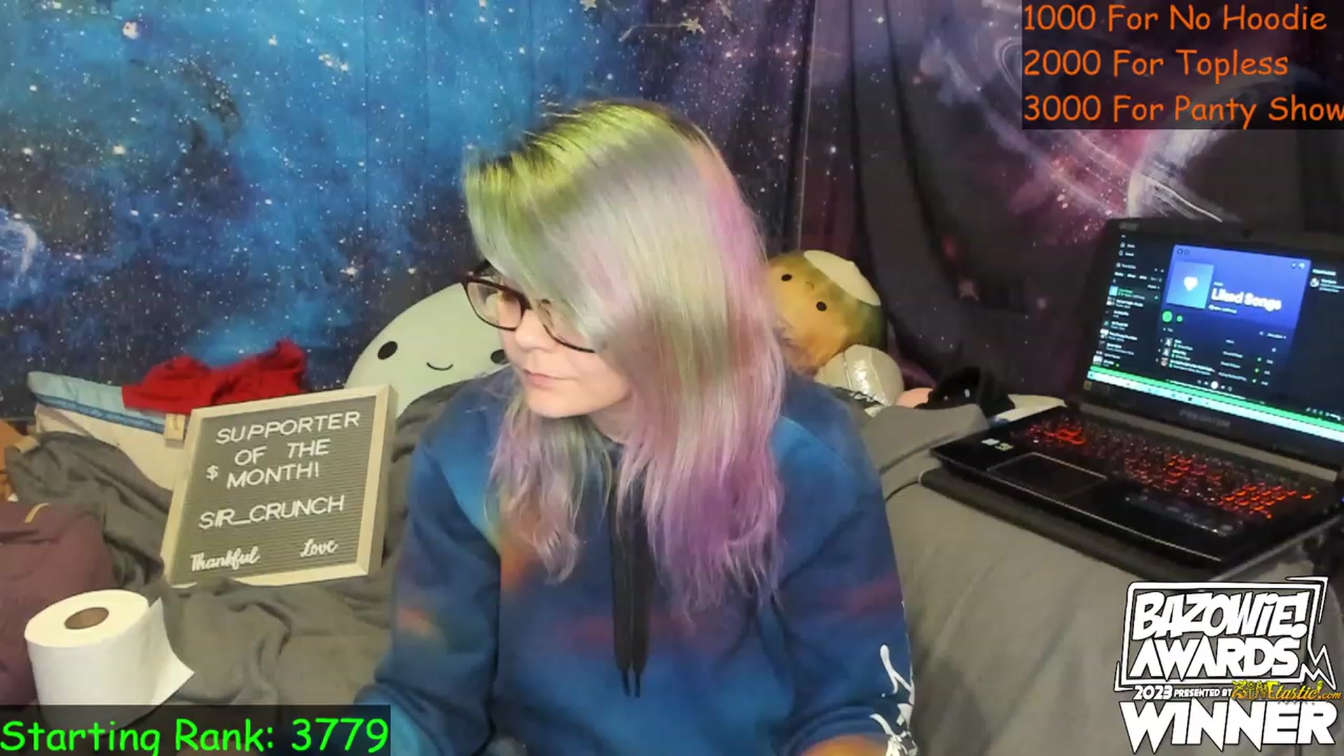 Gallery image thumbnail from NovaSquid's myfreecams stream on, 05/19/2023, 24:13 image 16 of 20