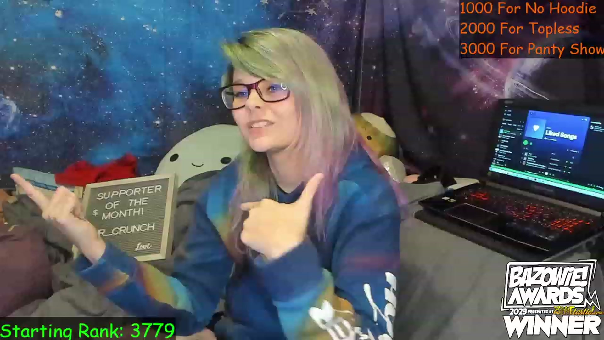 Gallery image thumbnail from NovaSquid's myfreecams stream on, 05/19/2023, 24:13 image 14 of 20