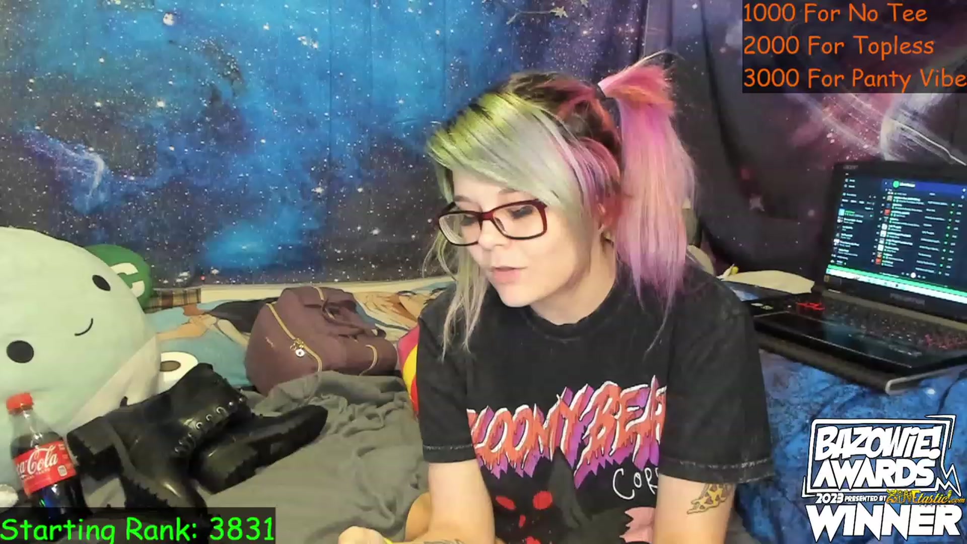 Gallery image thumbnail from NovaSquid's myfreecams stream on, 05/20/2023, 24:01 image 16 of 20