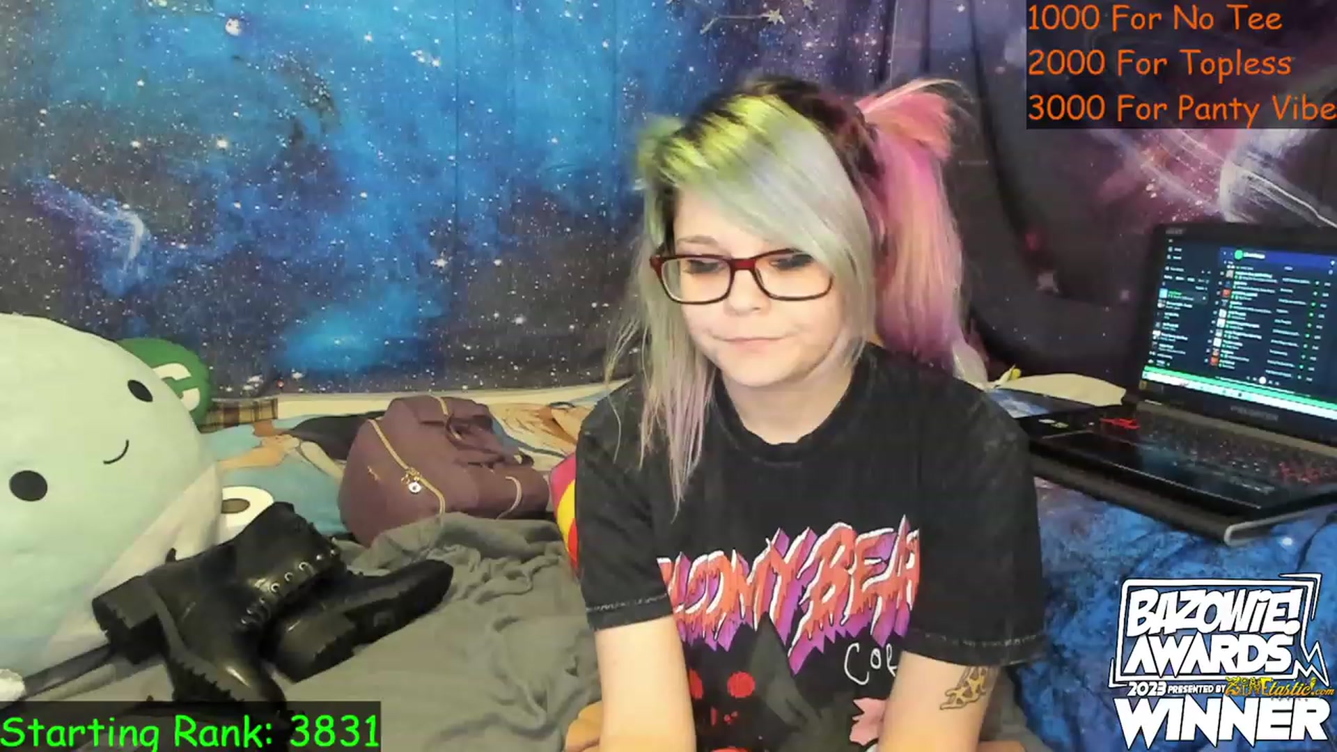 Gallery image thumbnail from NovaSquid's myfreecams stream on, 05/20/2023, 24:01 image 17 of 20