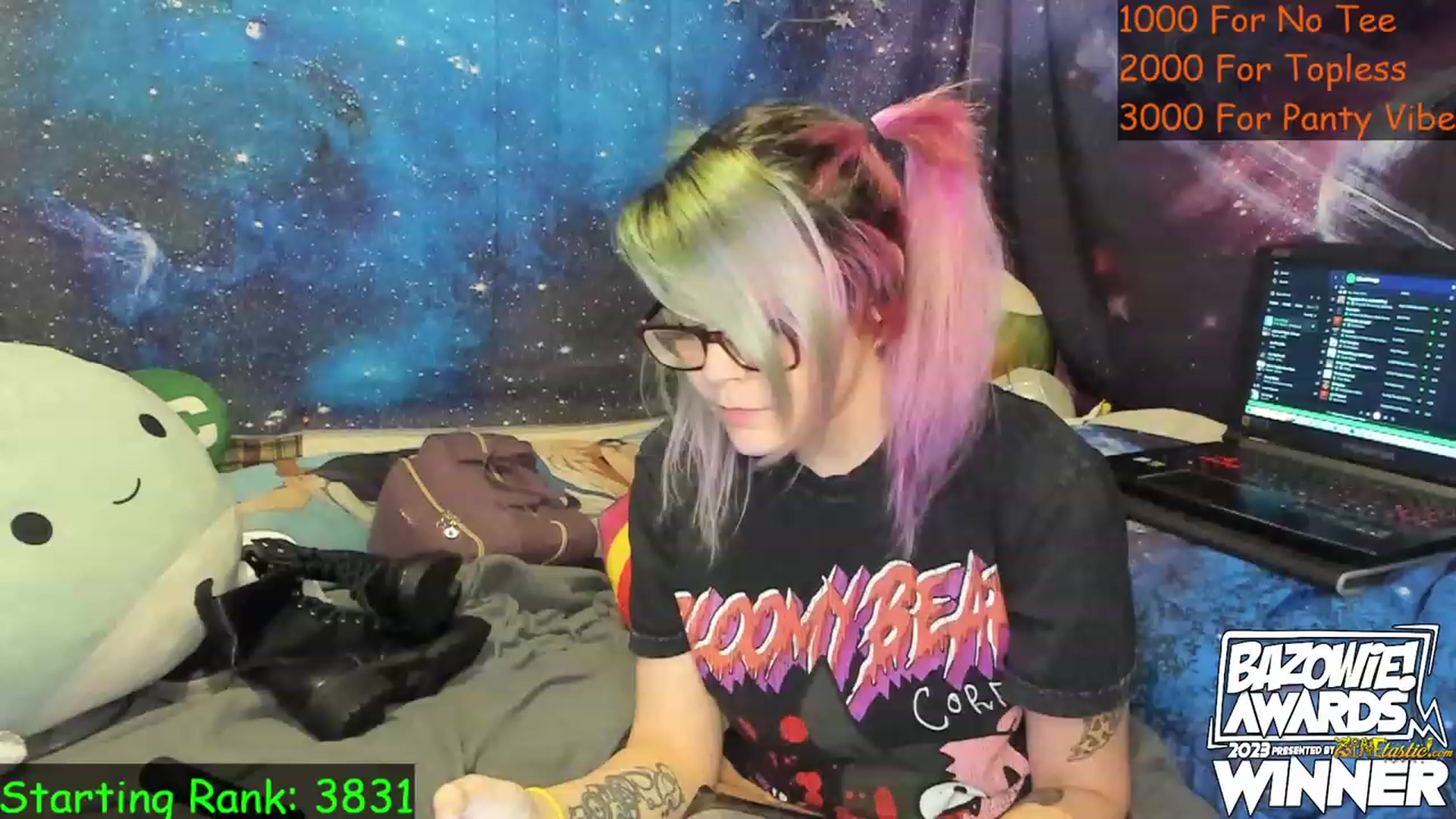Gallery image thumbnail from NovaSquid's myfreecams stream on, 05/20/2023, 24:01 image 9 of 20