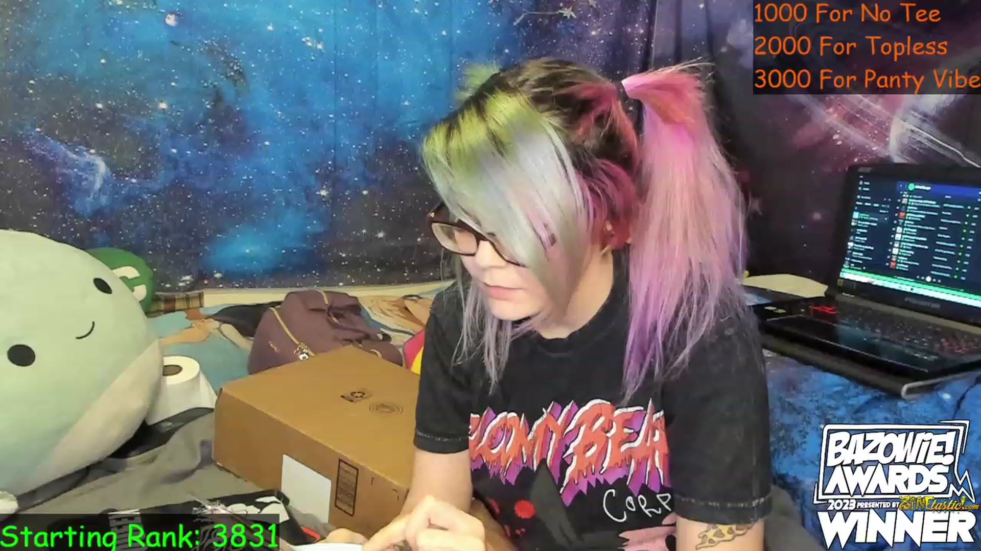 Gallery image thumbnail from NovaSquid's myfreecams stream on, 05/20/2023, 24:01 image 7 of 20