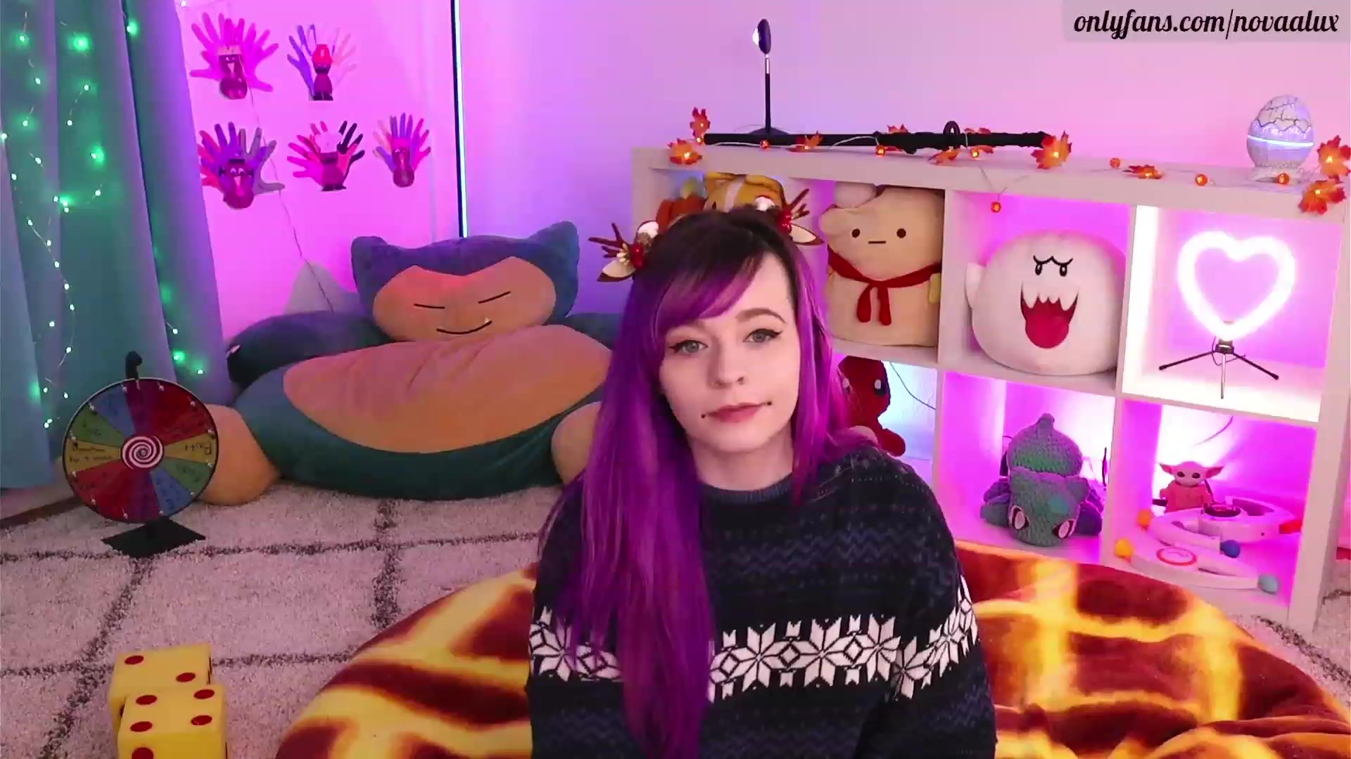 Gallery image thumbnail from Novaalux's myfreecams stream on, 11/14/2022, 19:24 image 8 of 20