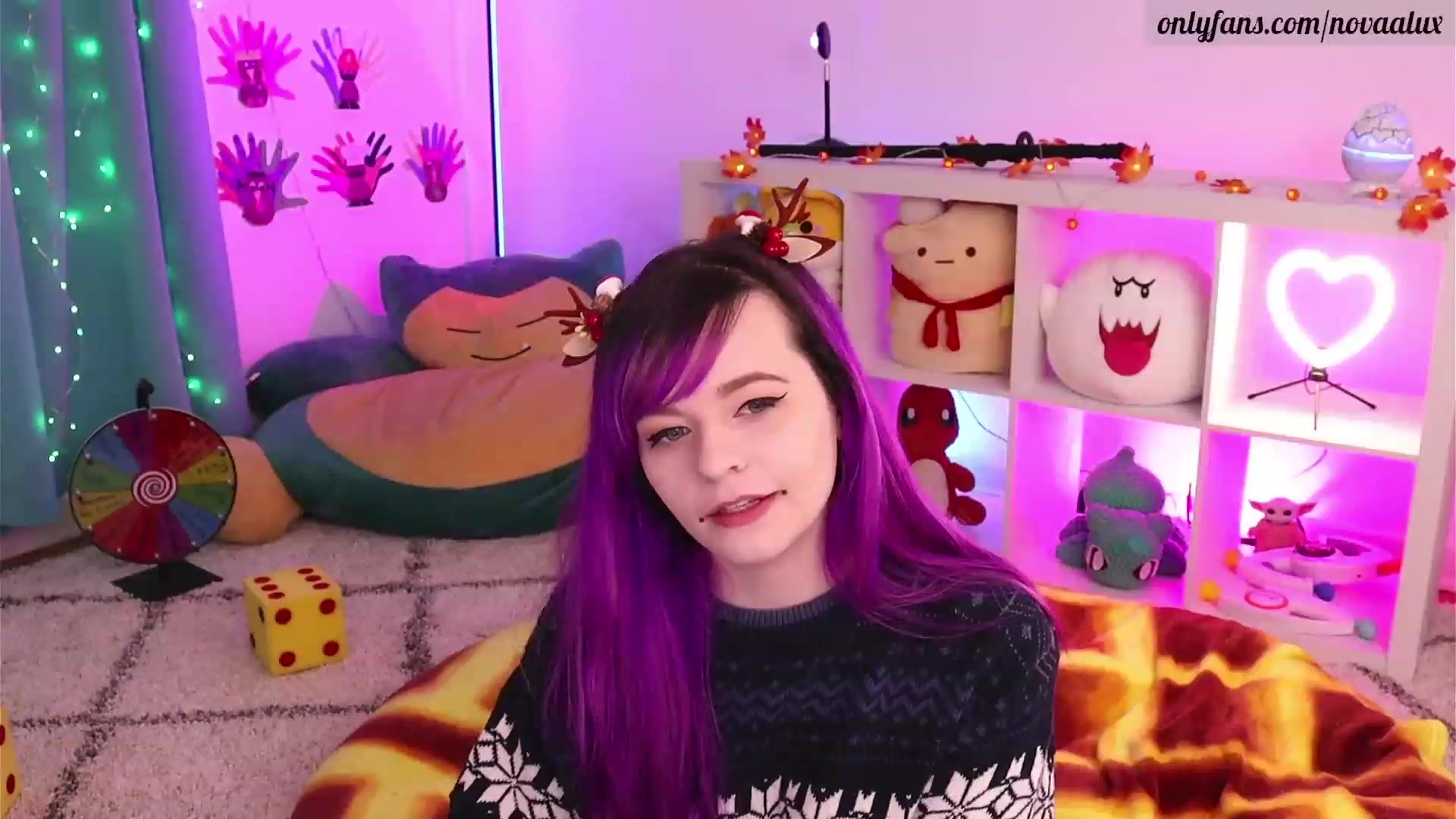 Gallery image thumbnail from Novaalux's myfreecams stream on, 11/14/2022, 19:24 image 5 of 20