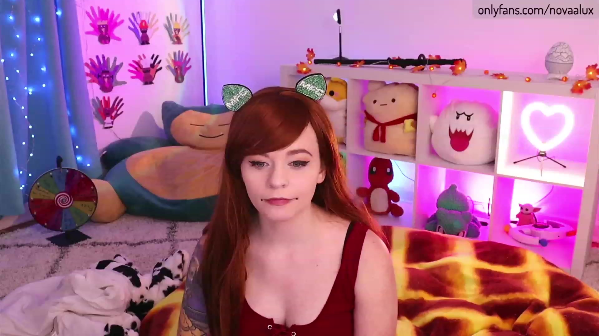 Gallery image thumbnail from Novaalux's myfreecams stream on, 11/15/2022, 21:44 image 13 of 20