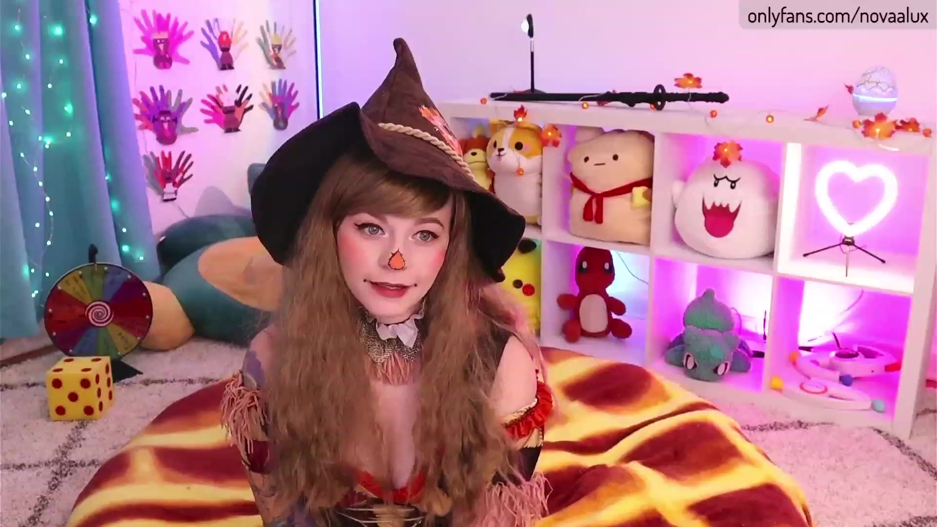 Gallery image thumbnail from Novaalux's myfreecams stream on, 11/16/2022, 21:36 image 18 of 20