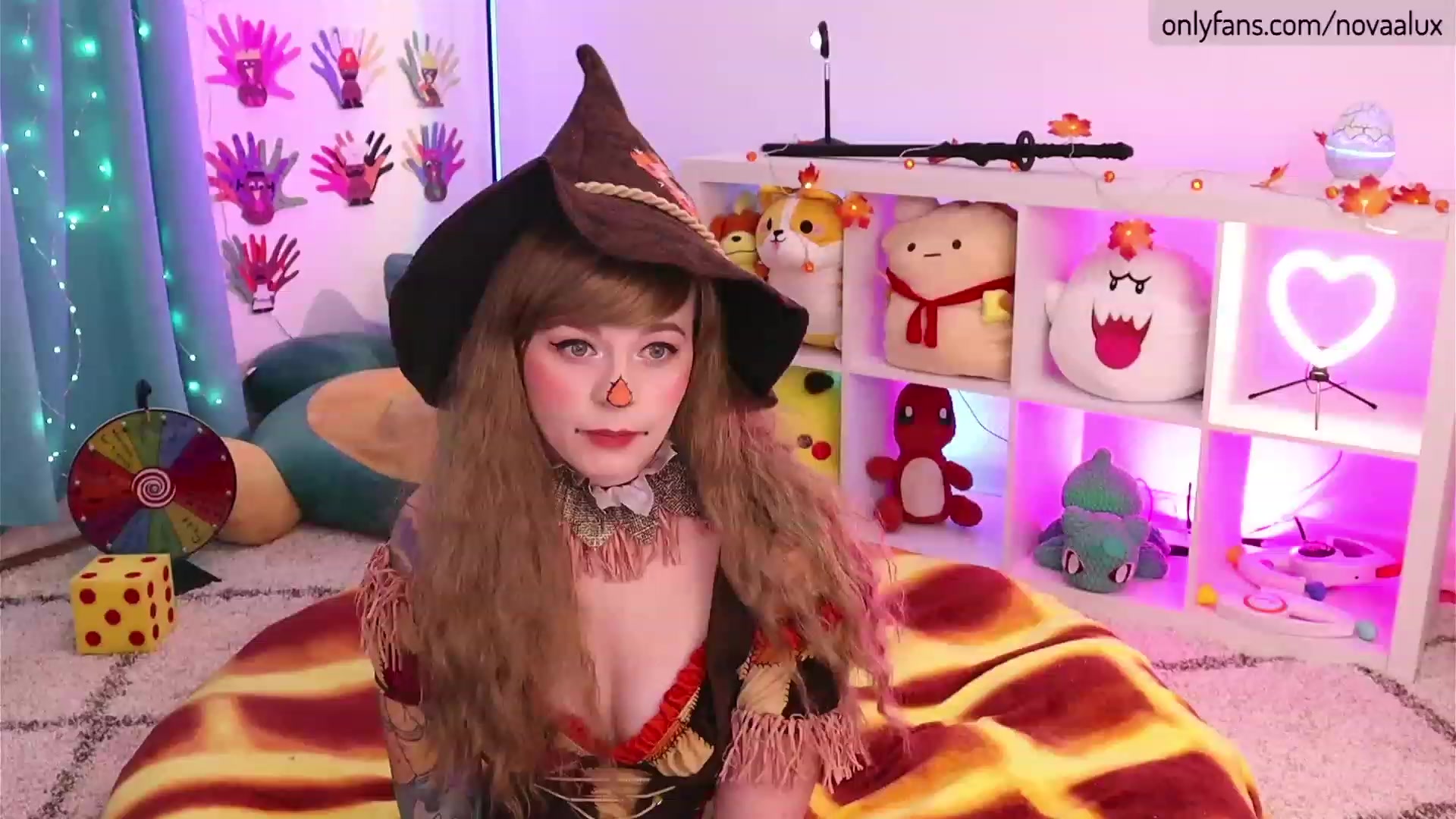 Gallery image thumbnail from Novaalux's myfreecams stream on, 11/16/2022, 21:36 image 20 of 20