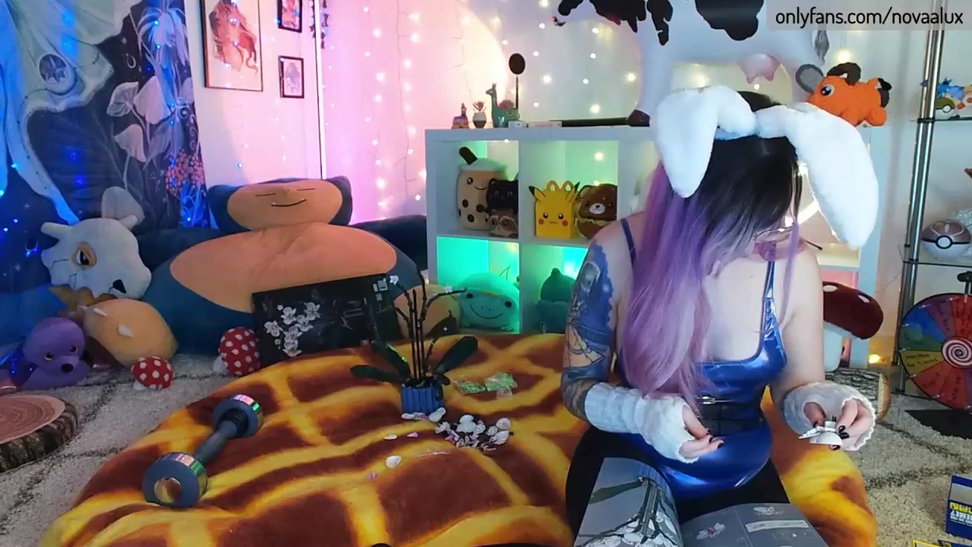 Gallery image thumbnail from Novaalux's myfreecams stream on, 01/23/2023, 02:33 image 19 of 20