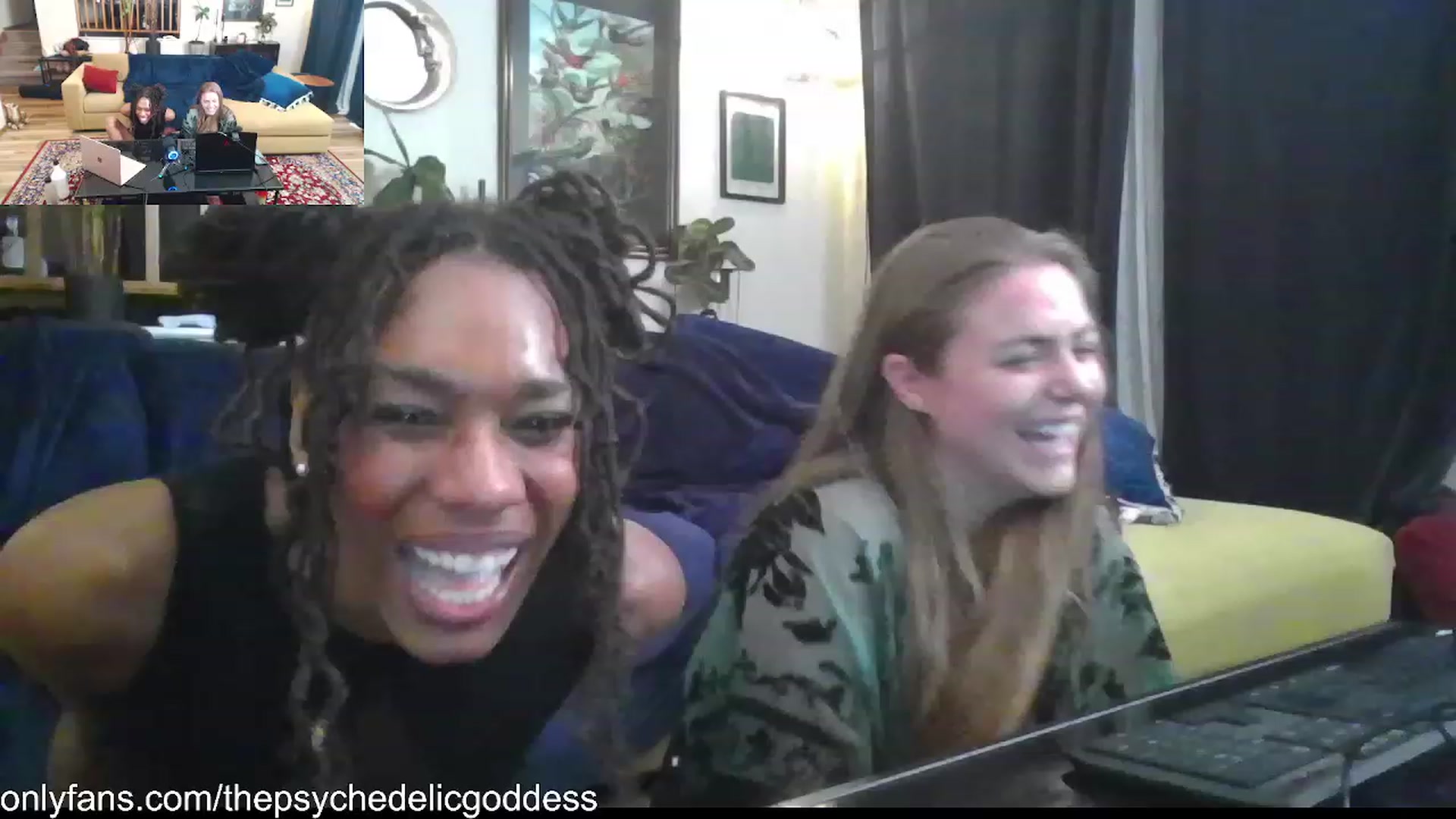 Gallery image thumbnail from NovembersMFC's myfreecams stream on, 08/03/2023, 03:28 image 4 of 20