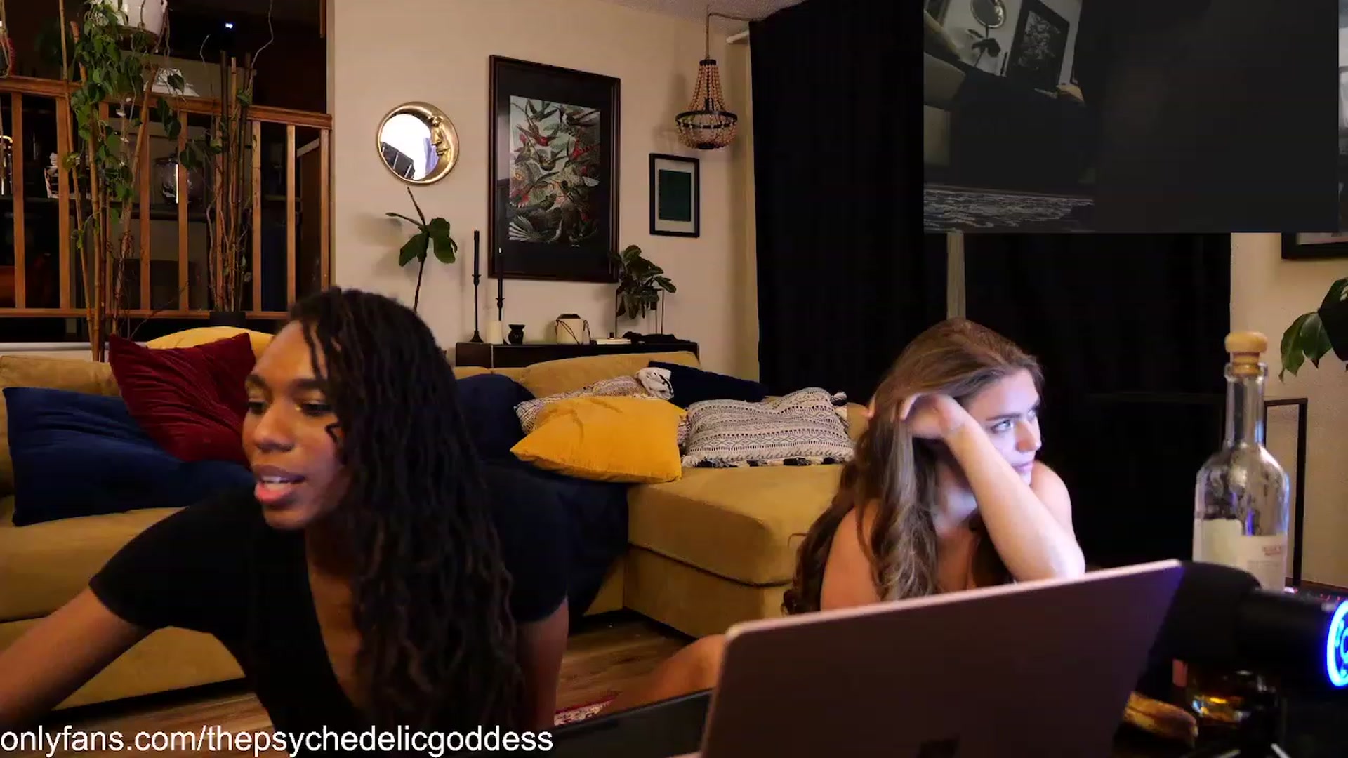 Gallery image thumbnail from NovembersMFC's myfreecams stream on, 08/13/2023, 04:42 image 18 of 20