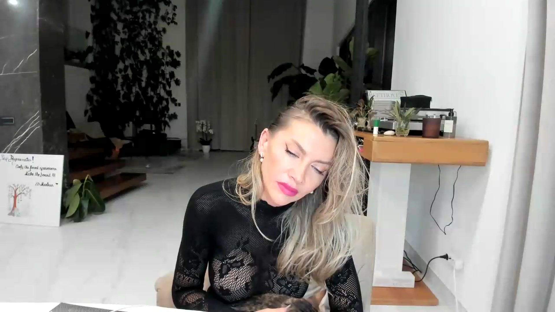 Gallery image thumbnail from NowUSeeMeNowUDont's myfreecams stream on, 09/23/2026, 23:51 image 15 of 20