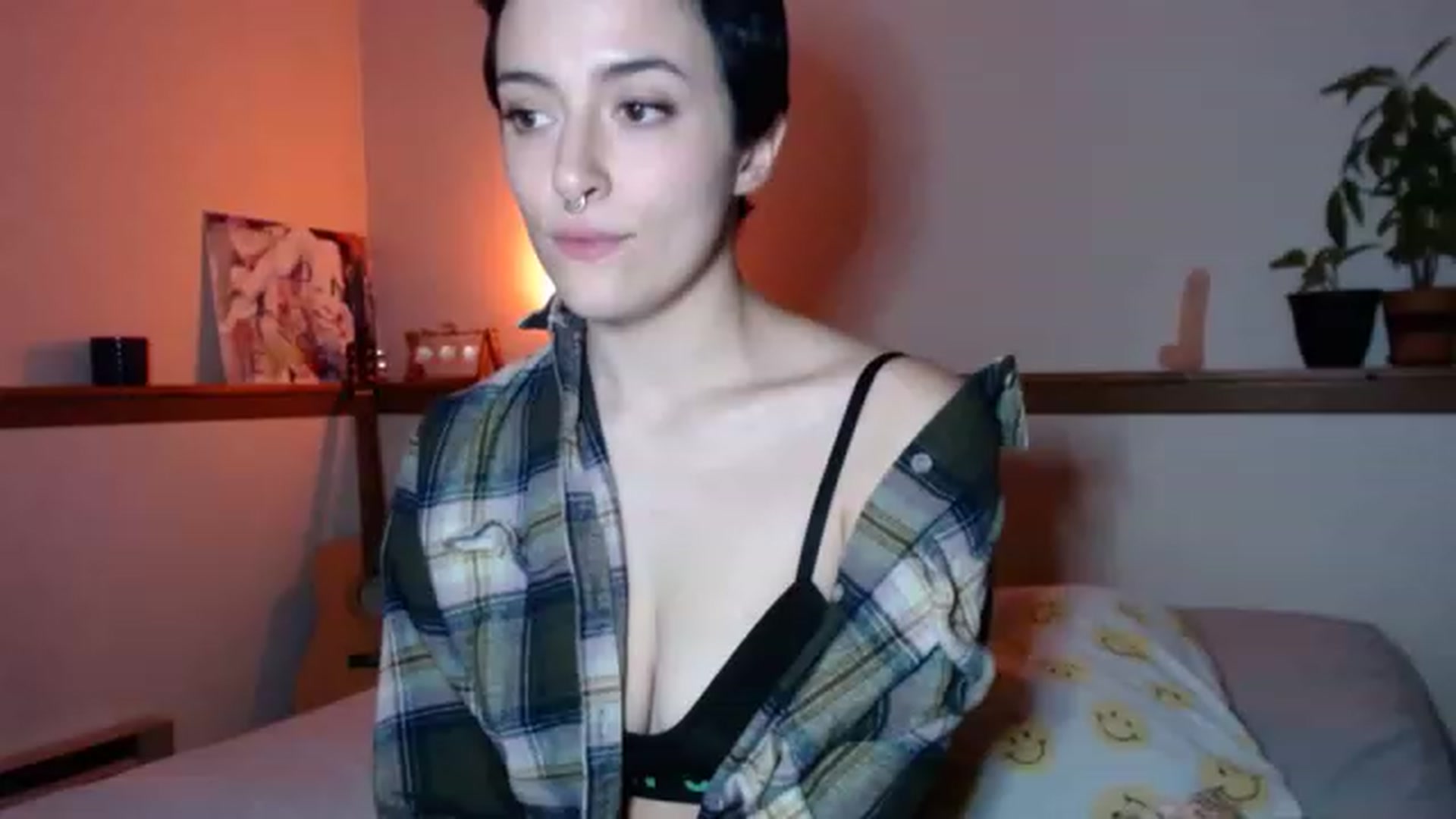Gallery image thumbnail from Nubilefae's myfreecams stream on, 02/27/2023, 04:08 image 15 of 20