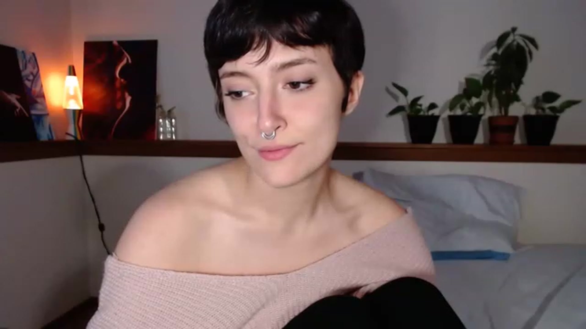 Gallery image thumbnail from Nubilefae's myfreecams stream on, 06/04/2023, 03:38 image 11 of 20