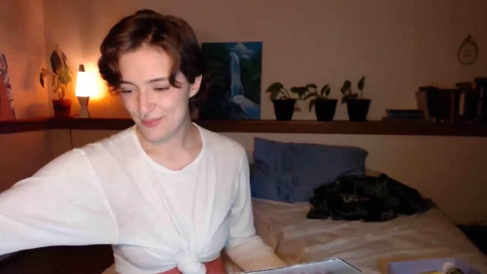Gallery image thumbnail from Nubilefae's myfreecams stream on, 10/16/2023, 03:22 image 11 of 20