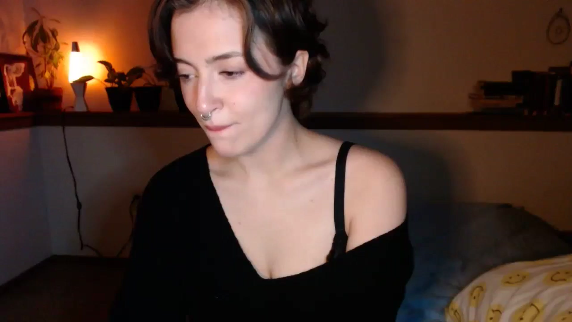Gallery image thumbnail from Nubilefae's myfreecams stream on, 11/28/2023, 04:02 image 10 of 20
