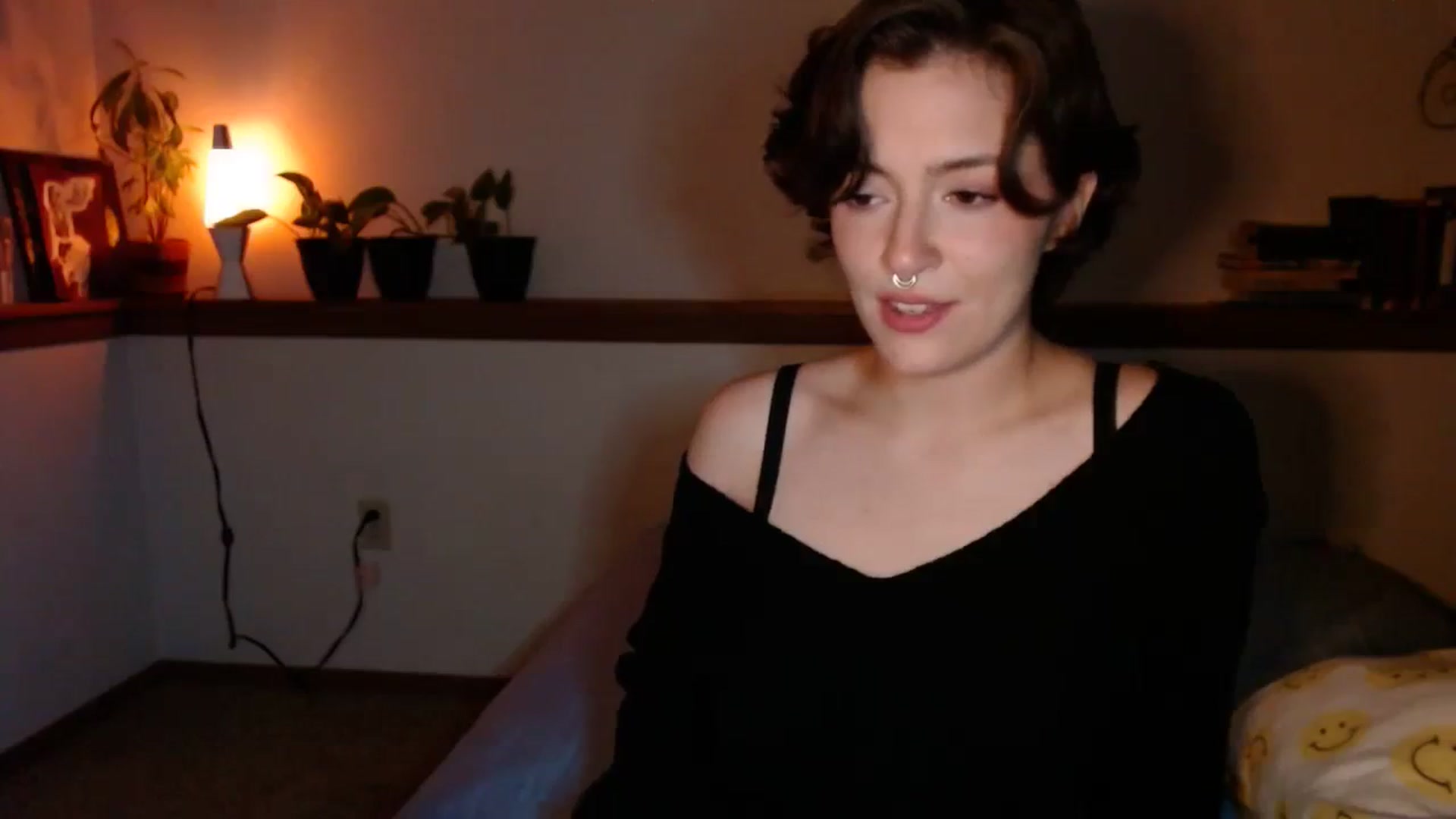 Gallery image thumbnail from Nubilefae's myfreecams stream on, 11/28/2023, 04:02 image 16 of 20