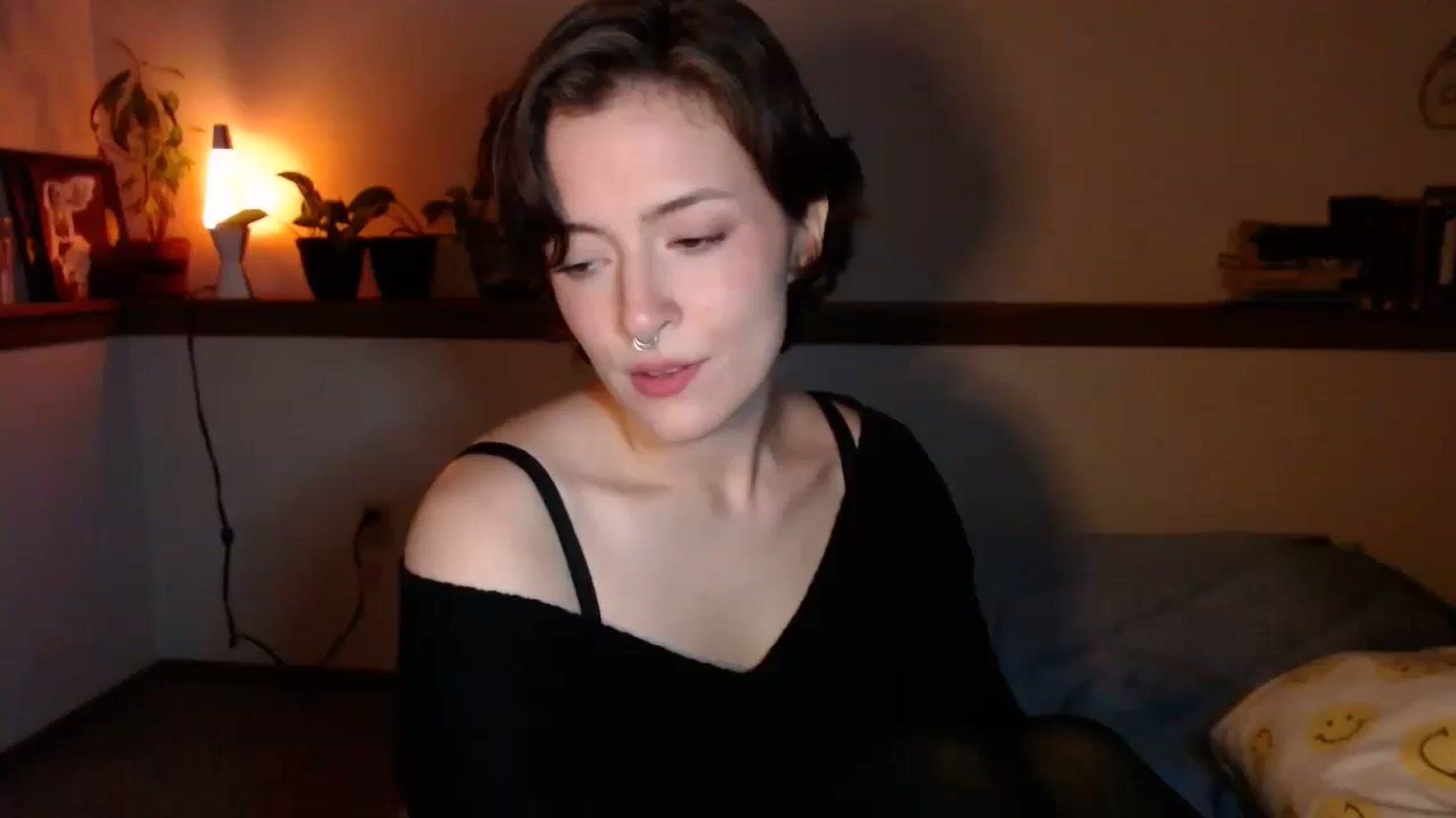 Gallery image thumbnail from Nubilefae's myfreecams stream on, 11/28/2023, 04:02 image 17 of 20
