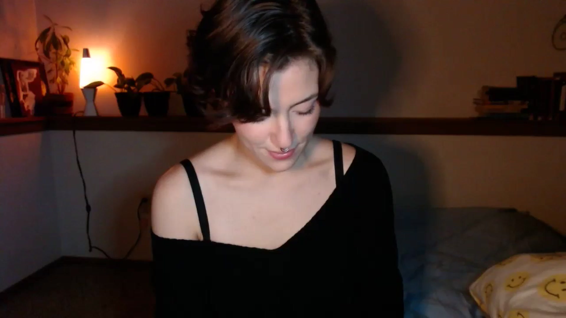 Gallery image thumbnail from Nubilefae's myfreecams stream on, 11/28/2023, 04:02 image 18 of 20
