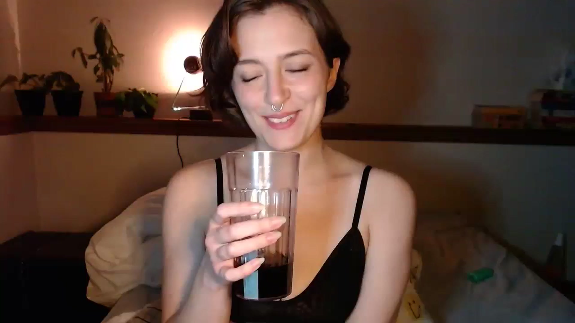 Gallery image thumbnail from Nubilefae's myfreecams stream on, 01/29/2024, 06:24 image 14 of 20