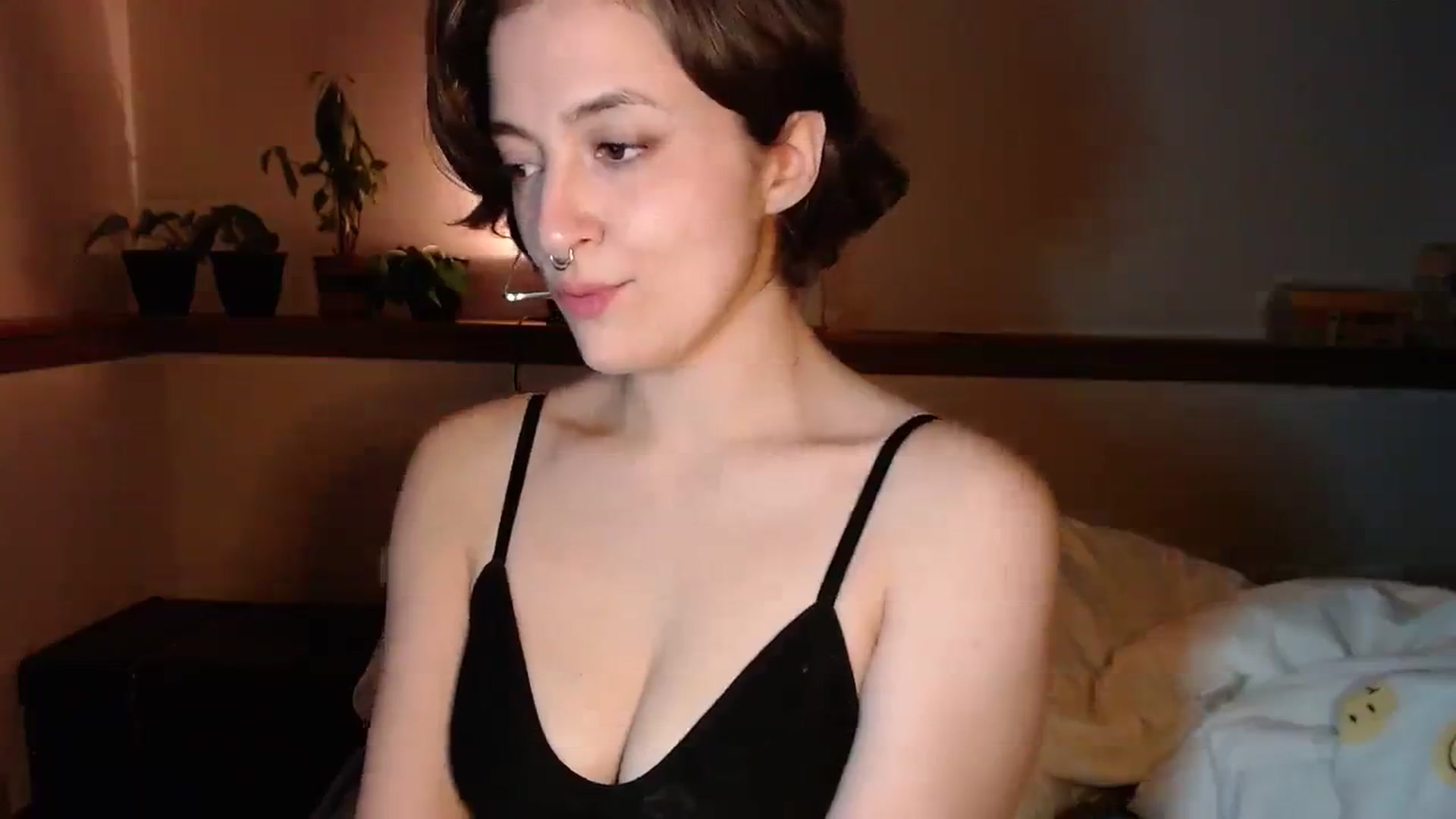 Gallery image thumbnail from Nubilefae's myfreecams stream on, 01/29/2024, 07:26 image 10 of 20