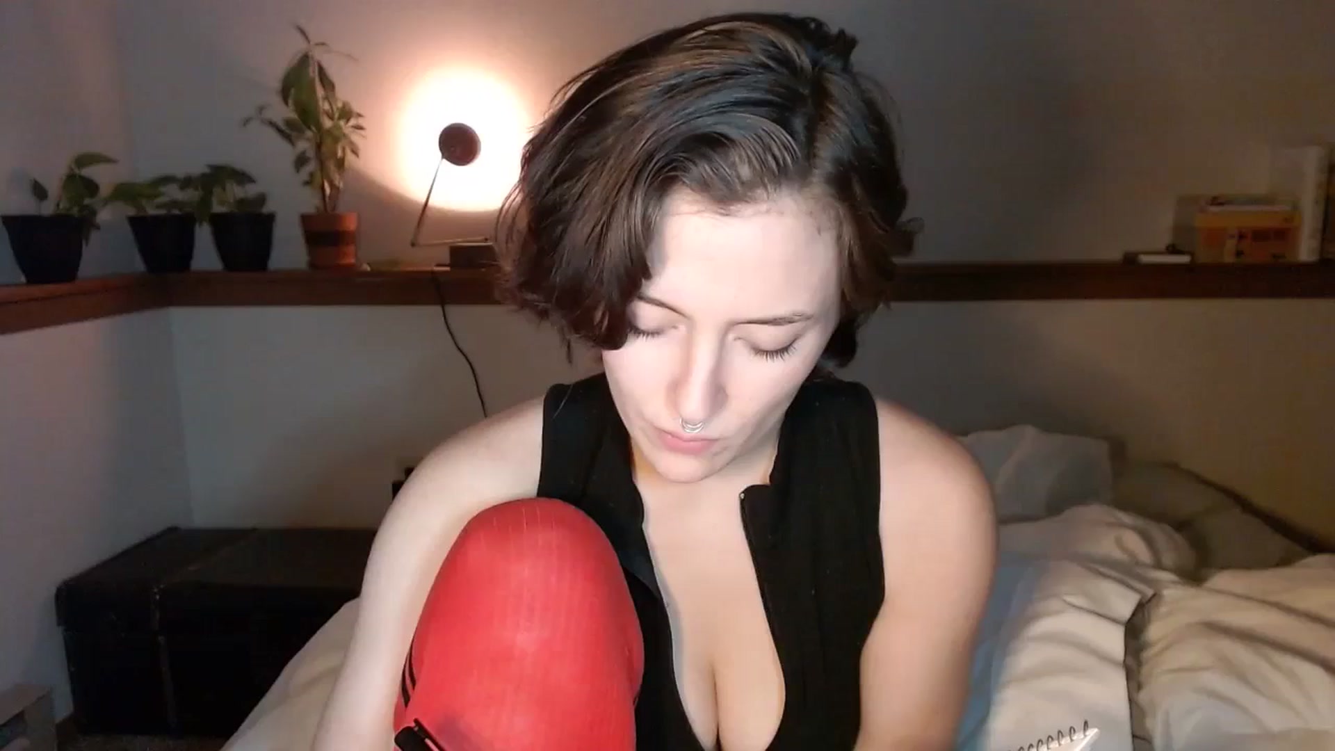 Gallery image thumbnail from Nubilefae's myfreecams stream on, 02/05/2024, 08:09 image 6 of 20