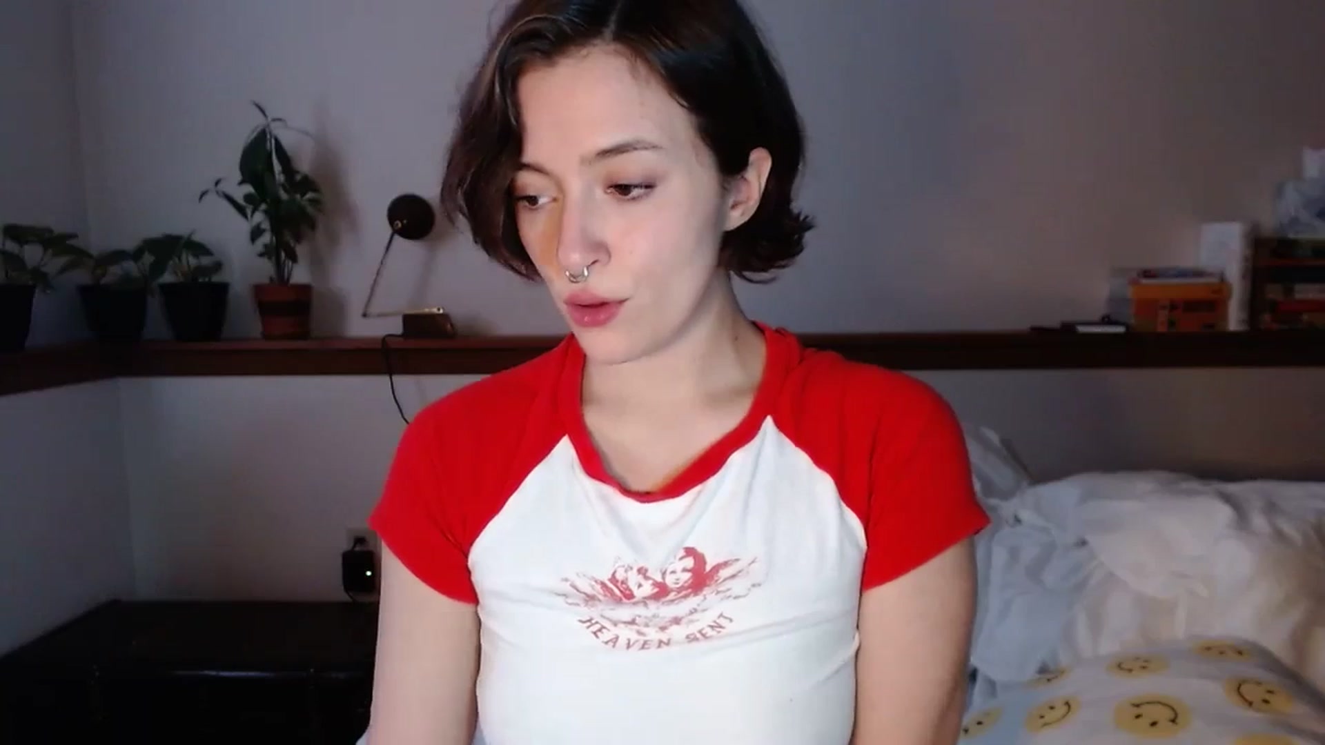 Gallery image thumbnail from Nubilefae's myfreecams stream on, 02/07/2024, 22:12 image 7 of 20