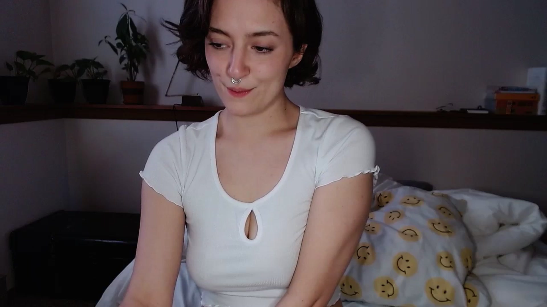 Gallery image thumbnail from Nubilefae's myfreecams stream on, 02/08/2024, 22:19 image 13 of 20