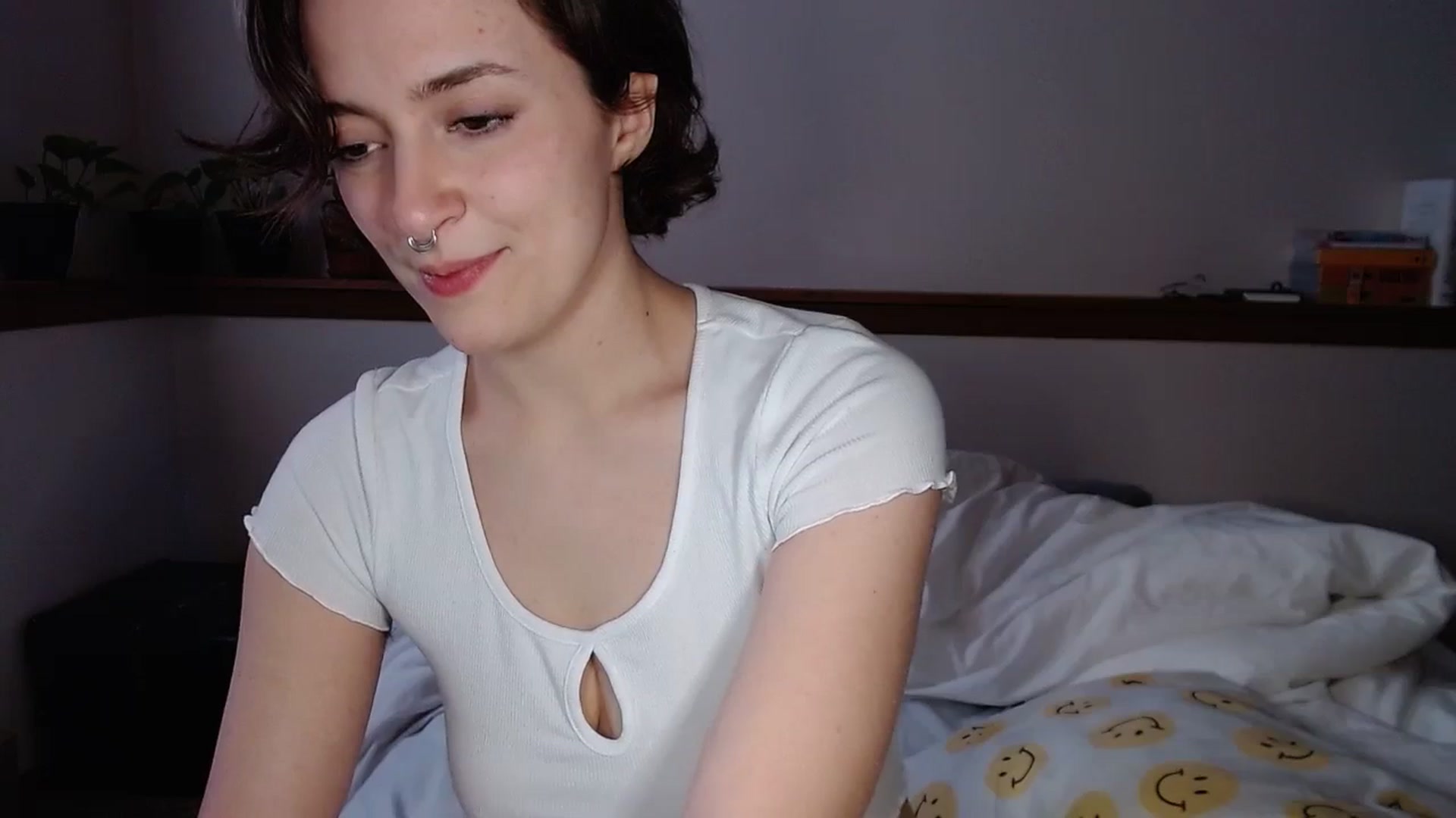 Gallery image thumbnail from Nubilefae's myfreecams stream on, 02/08/2024, 22:19 image 12 of 20