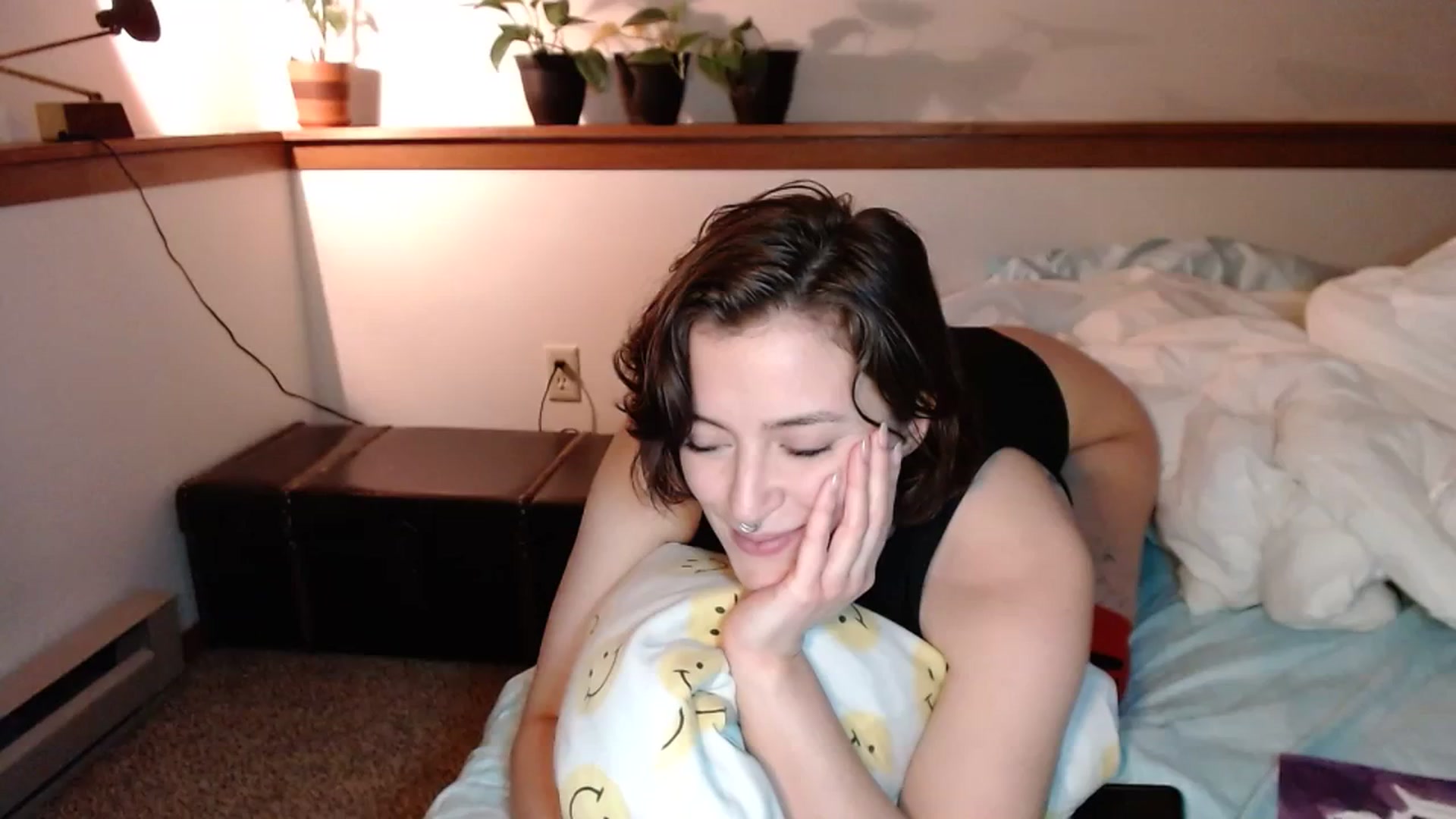 Gallery image thumbnail from Nubilefae's myfreecams stream on, 02/22/2024, 02:17 image 4 of 20