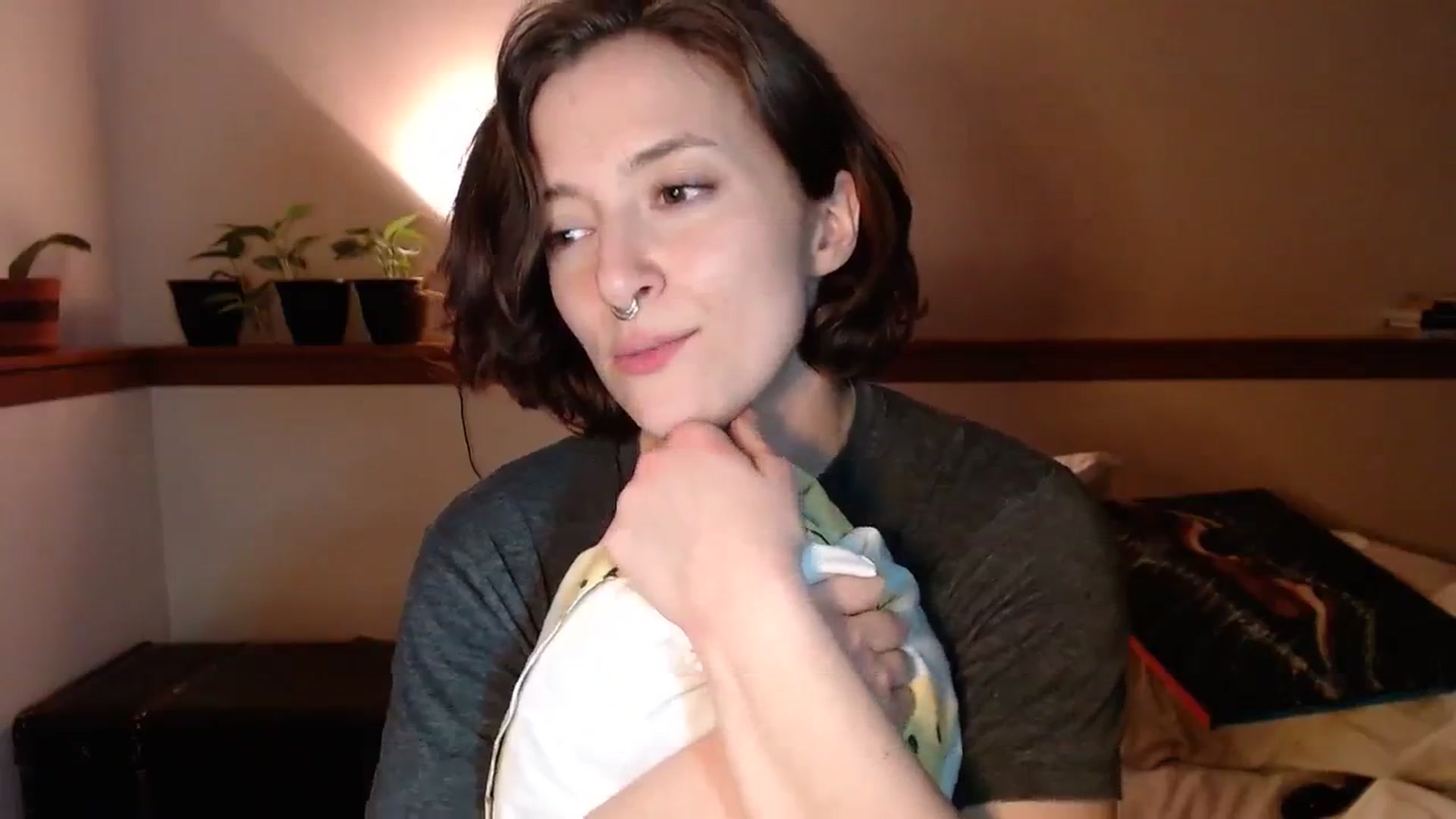 Gallery image thumbnail from Nubilefae's myfreecams stream on, 04/14/2024, 06:34 image 11 of 20