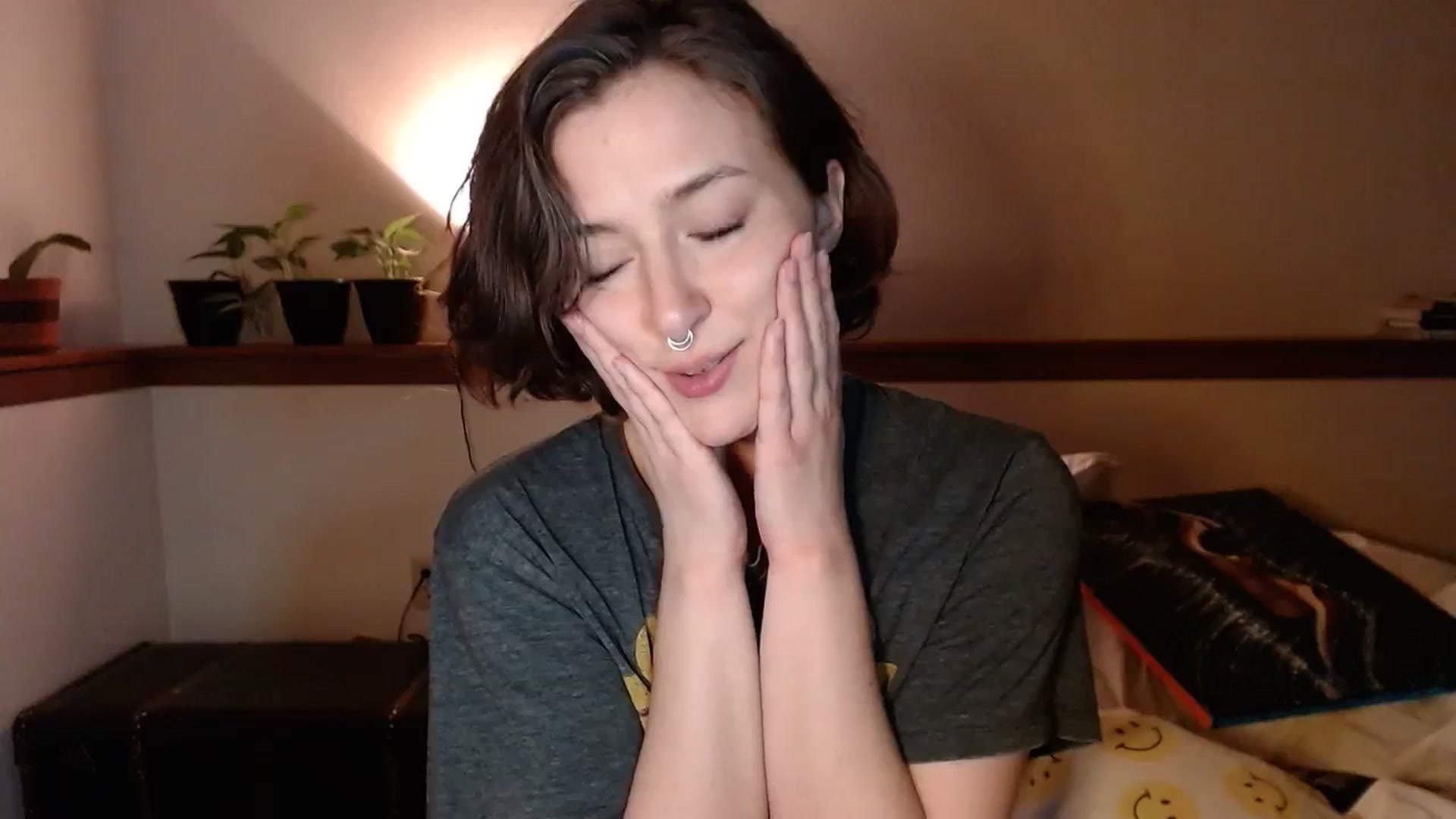 Gallery image thumbnail from Nubilefae's myfreecams stream on, 04/14/2024, 06:34 image 7 of 20