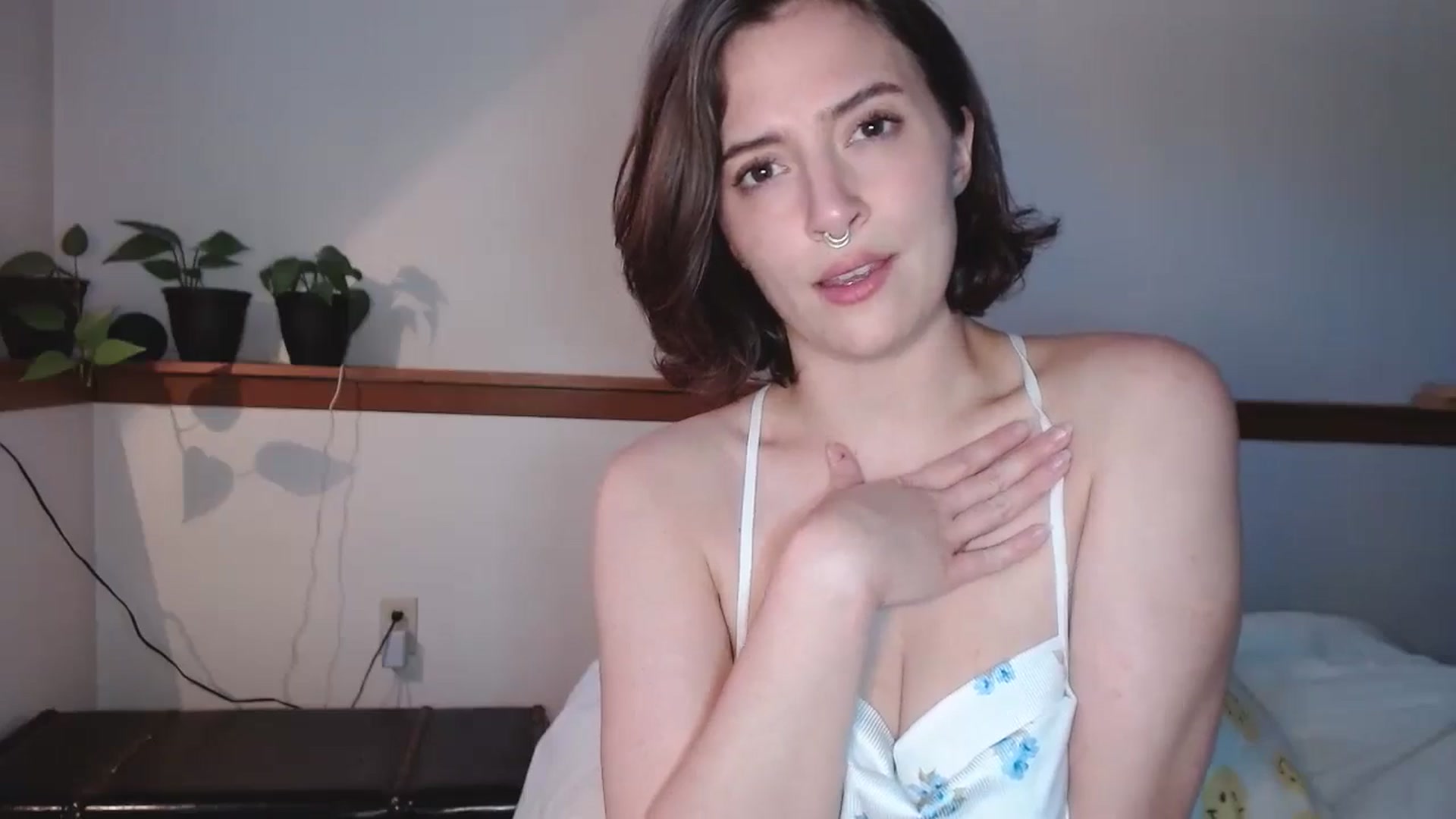 Gallery image thumbnail from Nubilefae's myfreecams stream on, 06/14/2024, 24:30 image 18 of 20