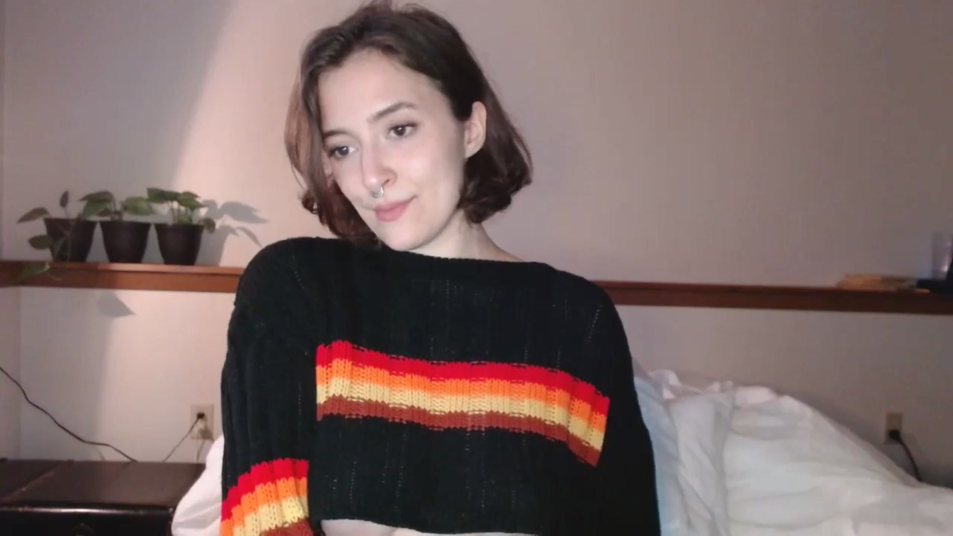 Gallery image thumbnail from Nubilefae's myfreecams stream on, 06/16/2024, 02:54 image 12 of 20