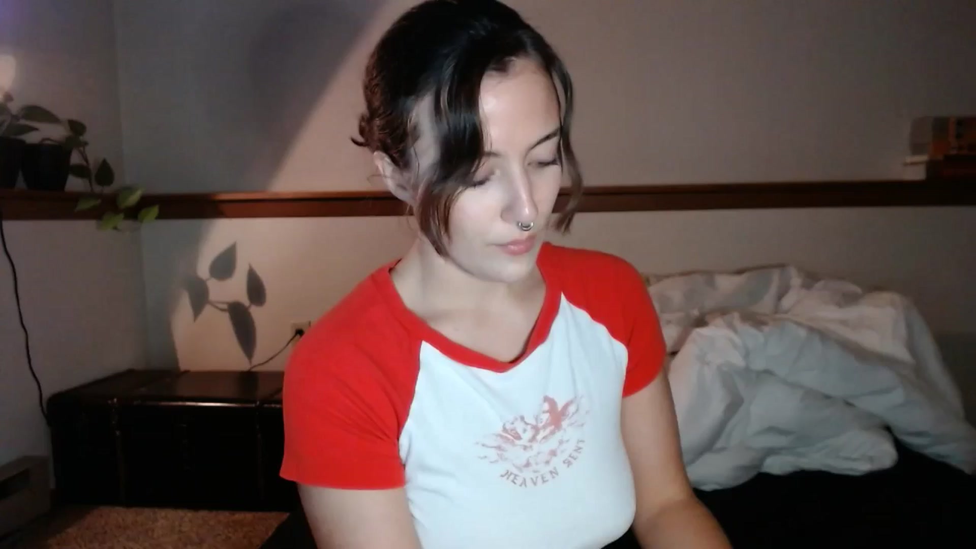 Gallery image thumbnail from Nubilefae's myfreecams stream on, 08/26/2024, 02:59 image 5 of 20