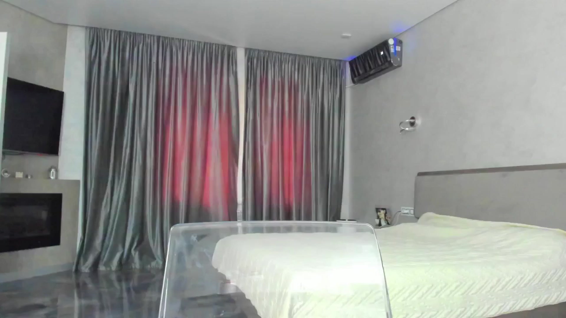 Gallery image thumbnail from Number1K's myfreecams stream on, 06/11/2025, 19:39 image 2 of 20