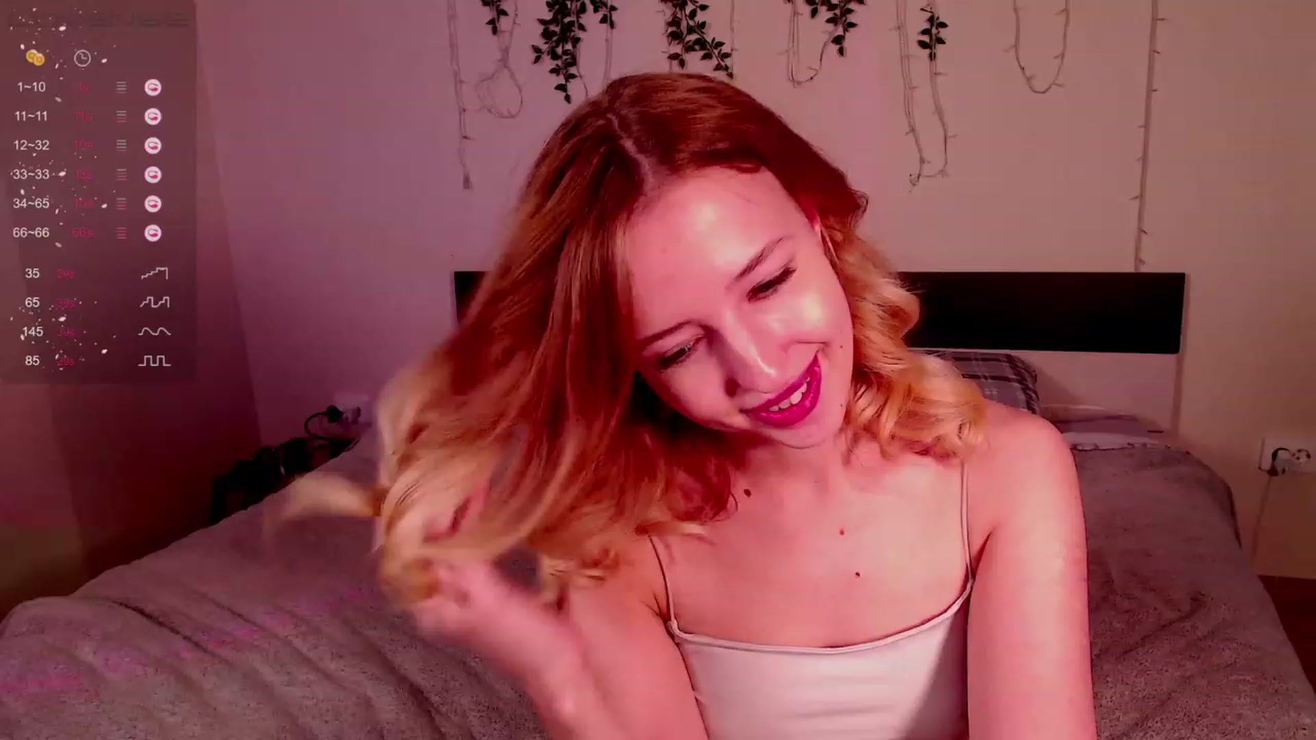 Gallery image thumbnail from Nura_vura's myfreecams stream on, 11/19/2022, 14:34 image 19 of 20