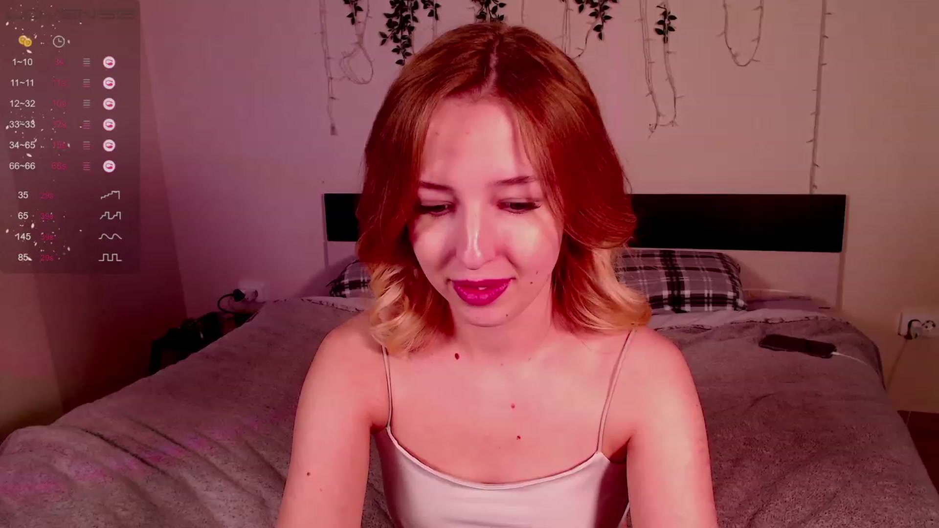 Gallery image thumbnail from Nura_vura's myfreecams stream on, 11/19/2022, 14:34 image 11 of 20