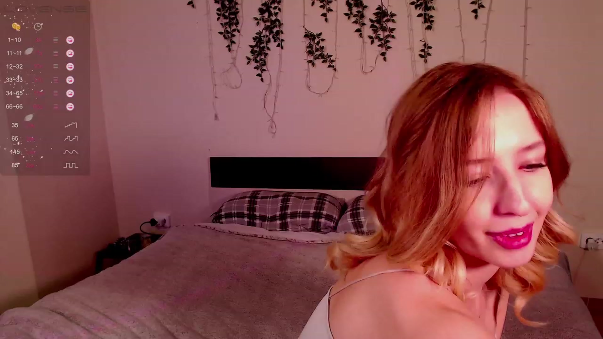Gallery image thumbnail from Nura_vura's myfreecams stream on, 11/19/2022, 14:34 image 6 of 20