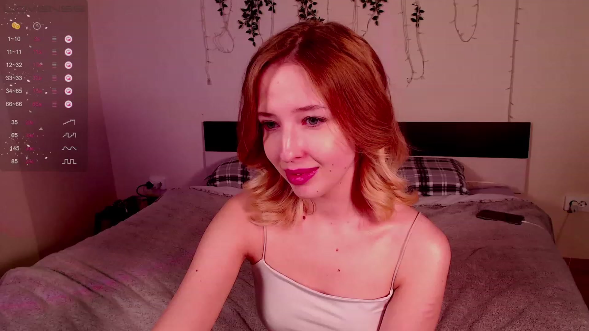 Gallery image thumbnail from Nura_vura's myfreecams stream on, 11/19/2022, 14:34 image 17 of 20