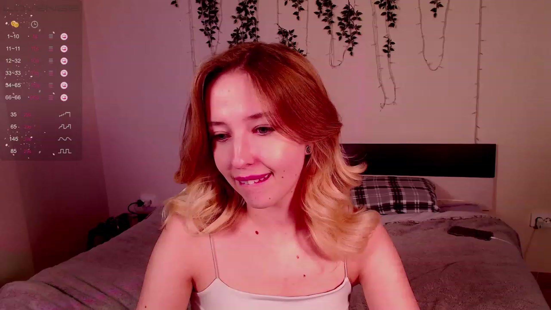 Gallery image thumbnail from Nura_vura's myfreecams stream on, 11/19/2022, 14:34 image 7 of 20