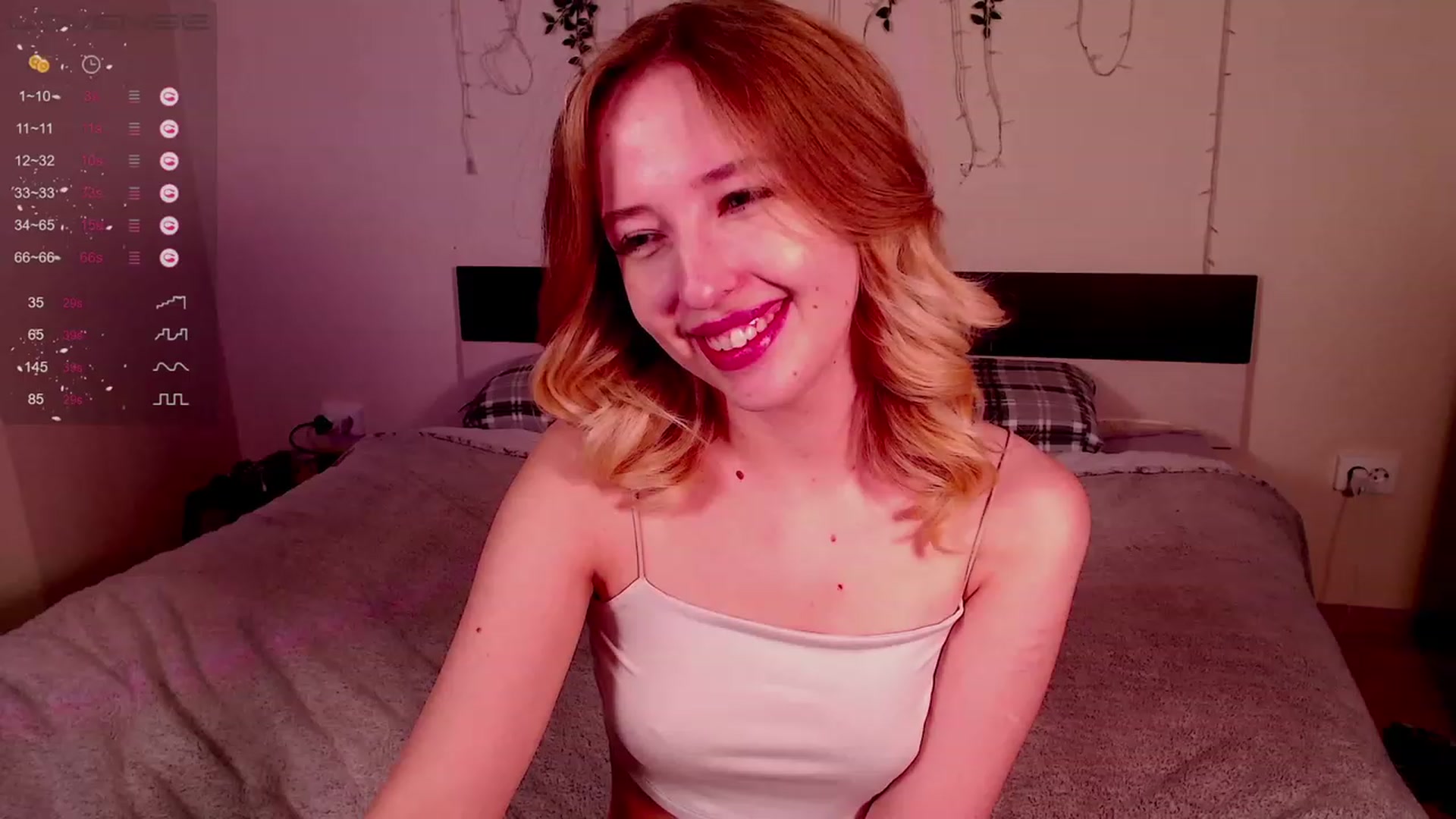 Gallery image thumbnail from Nura_vura's myfreecams stream on, 11/19/2022, 15:34 image 19 of 20